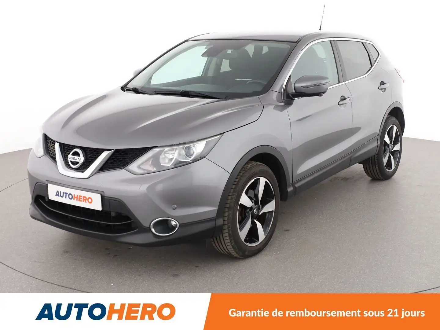Nissan Qashqai 1.6 DIG-T Gris - 1