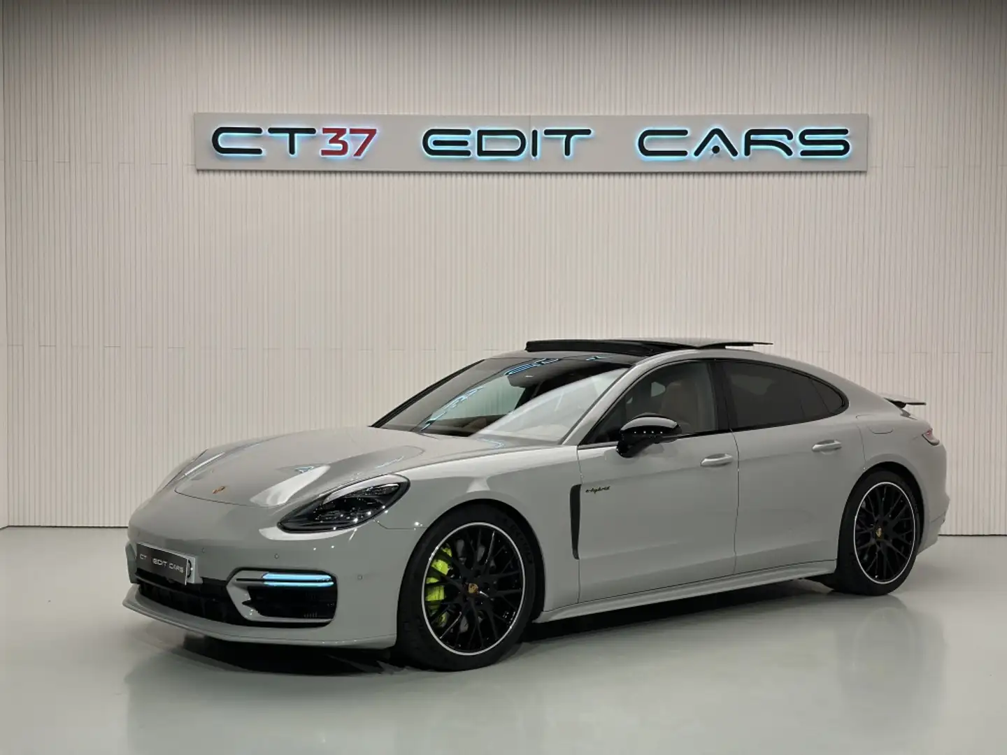 Porsche Panamera 4S E-Hybrid Aut. Gris - 2