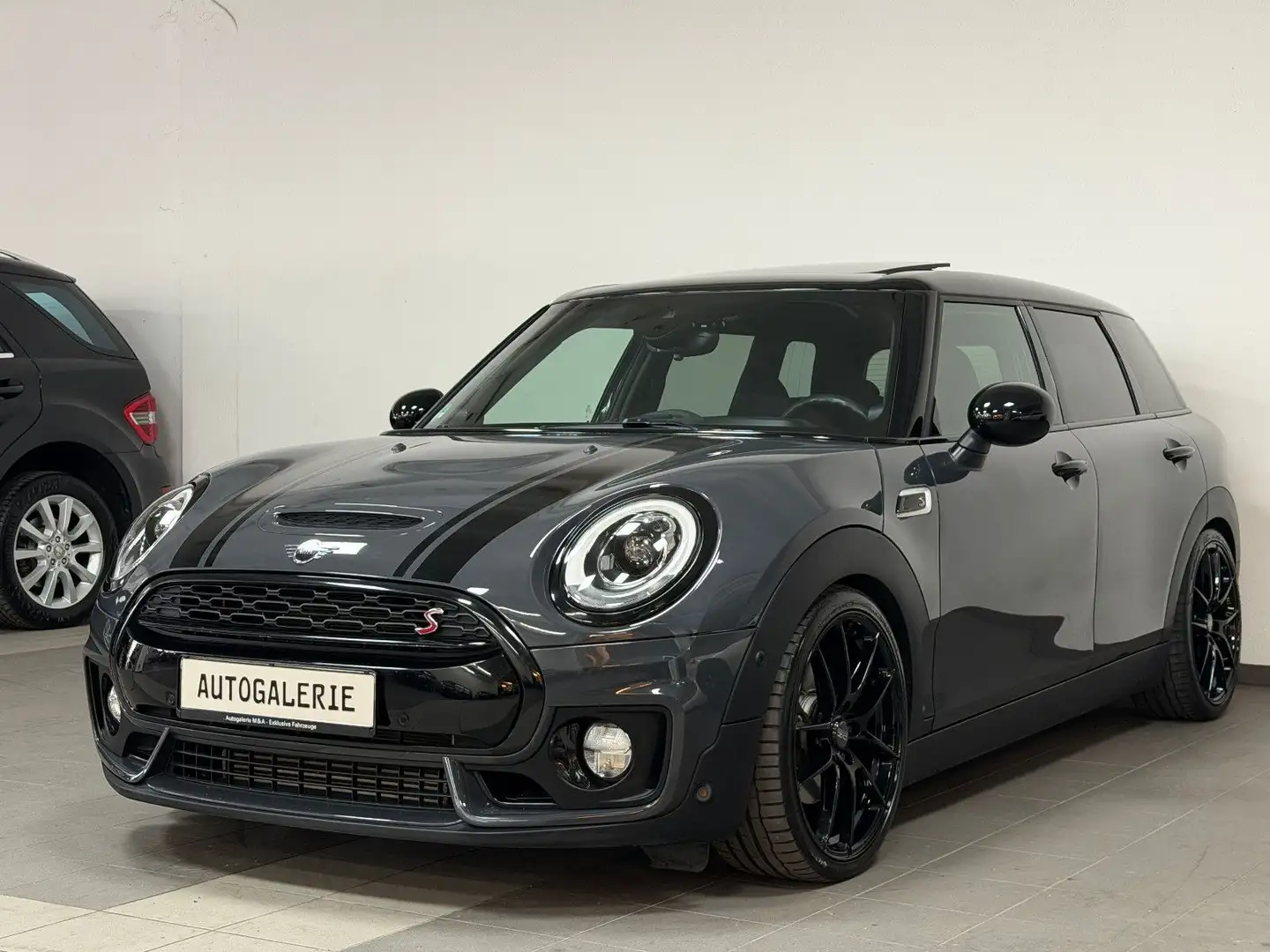 MINI Cooper S Clubman | JCW - Pano - HeadUp! Gris - 1