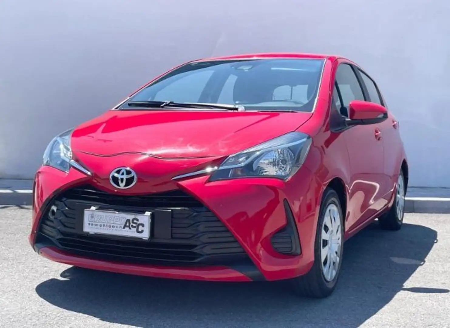 Toyota Yaris Yaris 5p 1.0 Cool my18 Nero - 1