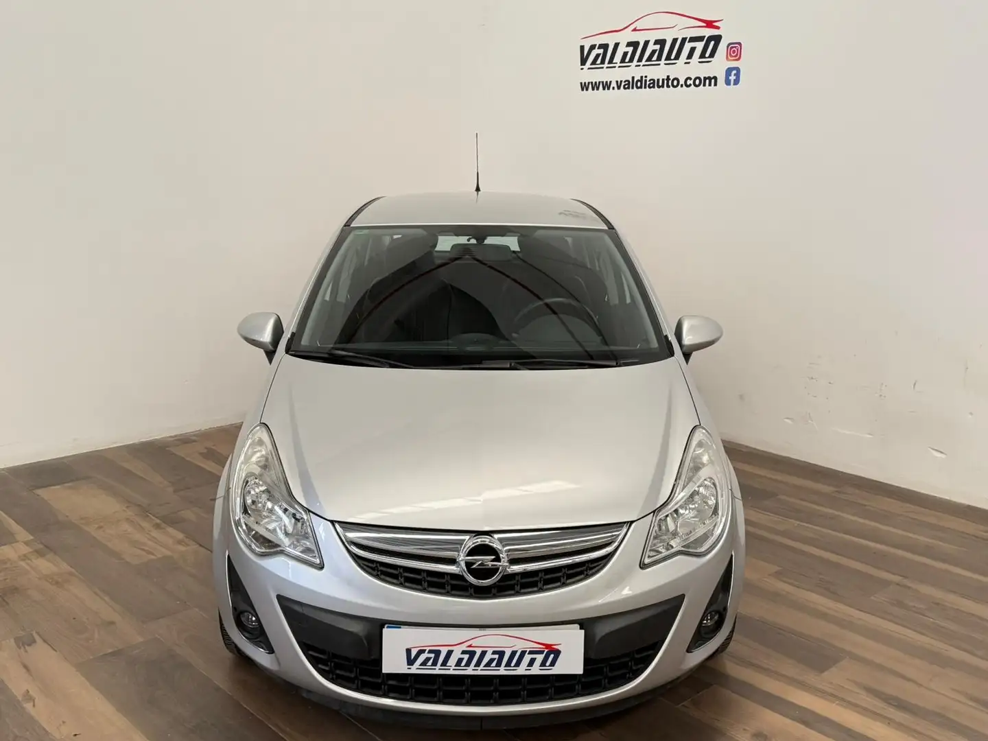 Opel Corsa 1.2 Expression S&S Gris - 2