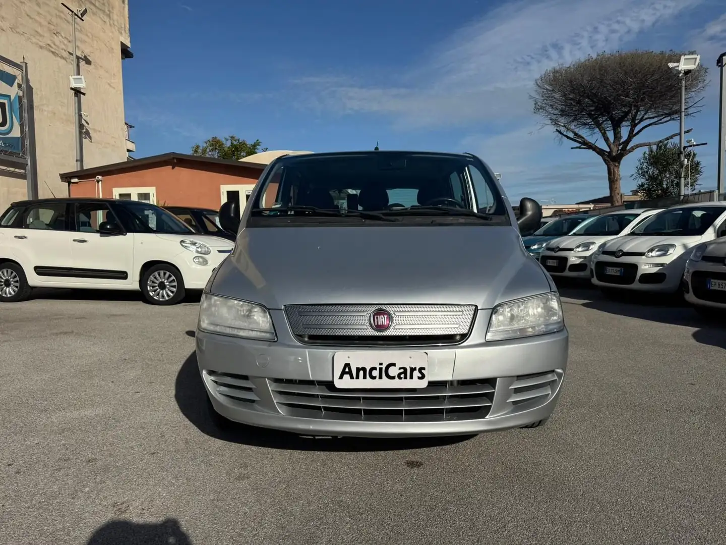 Fiat Multipla Multipla 1.6 16V Natural Power Dynamic Grijs - 1