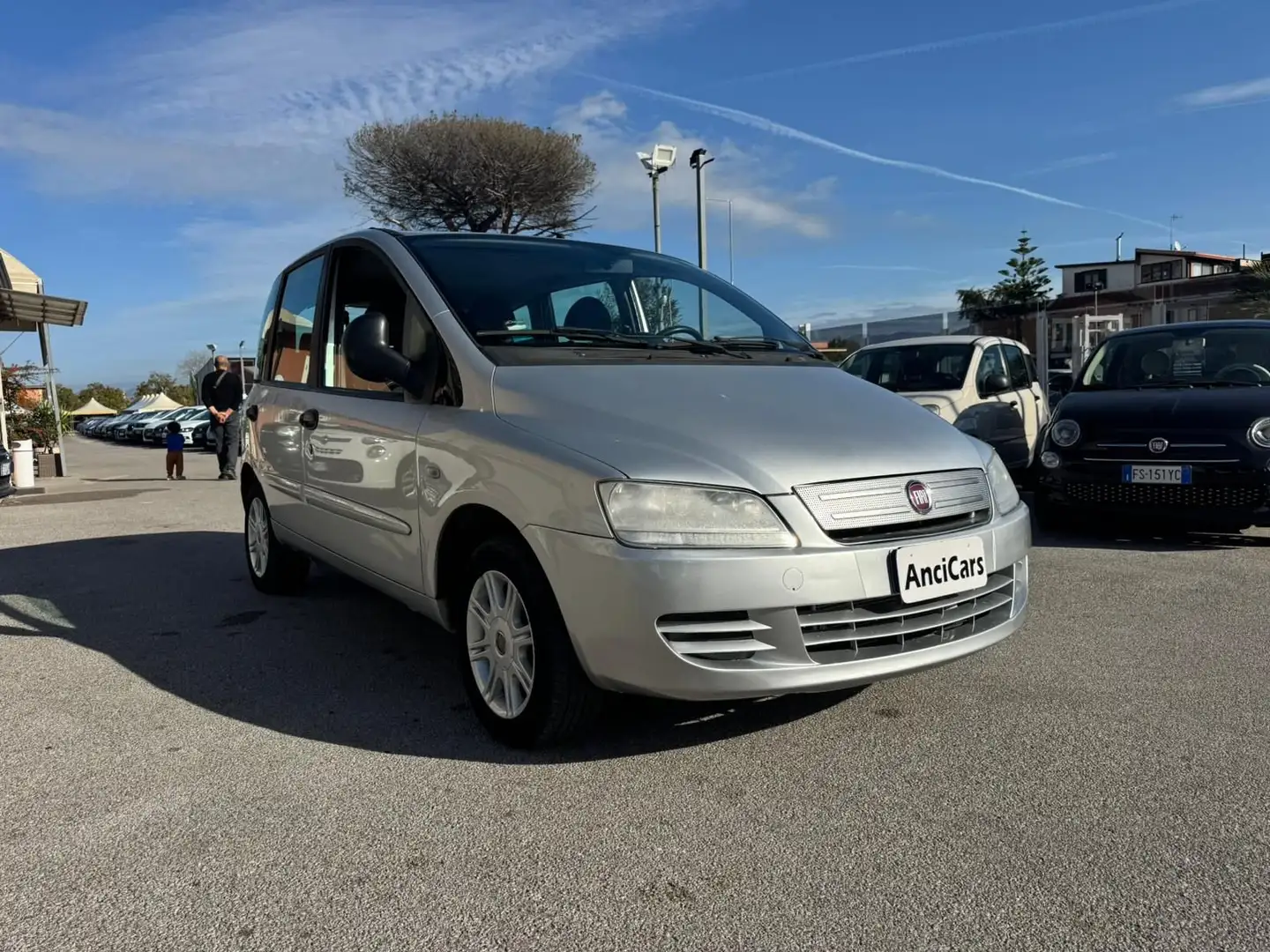 Fiat Multipla Multipla 1.6 16V Natural Power Dynamic Grijs - 2