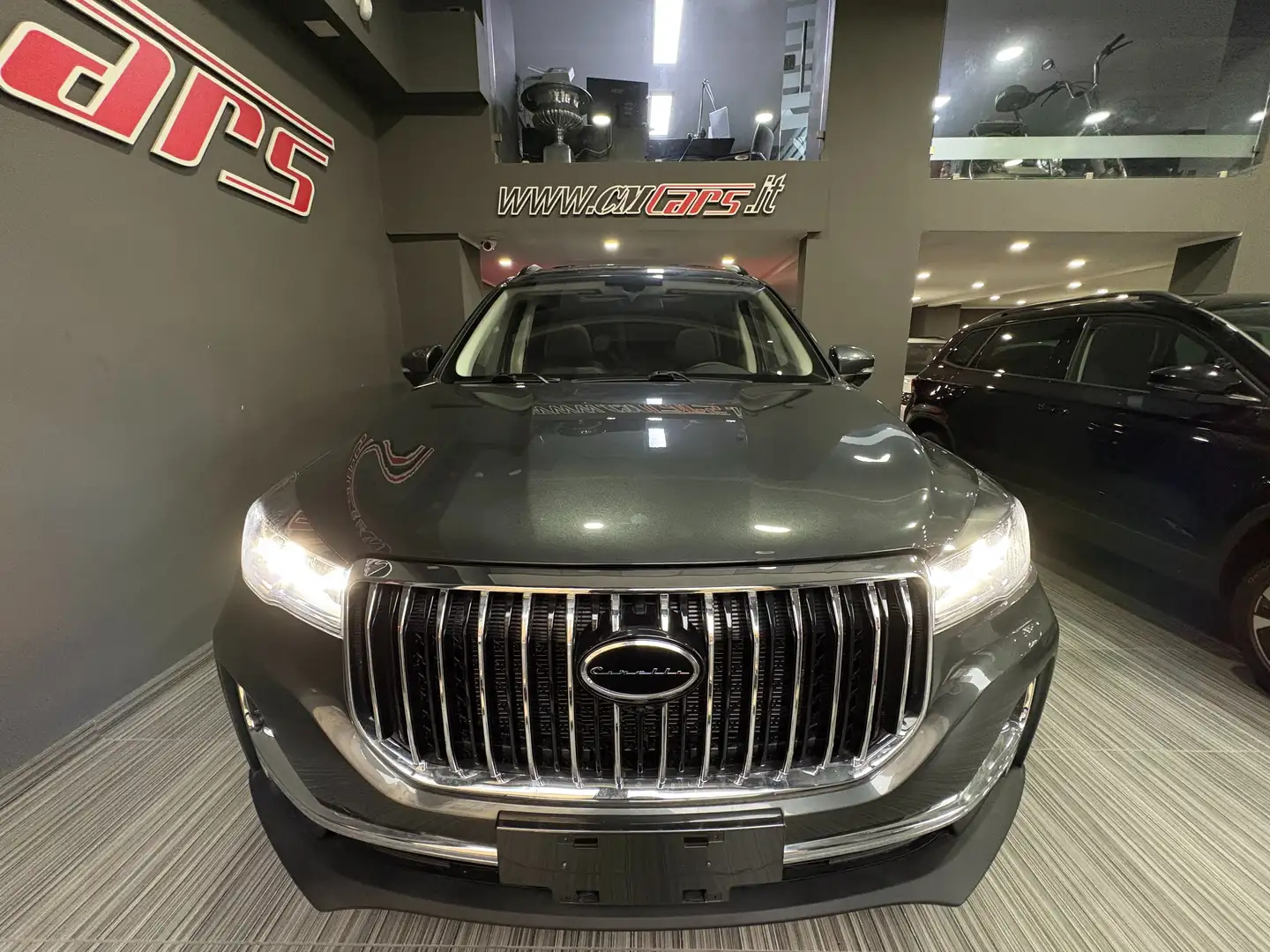 Cirelli Cirelli 6 1.5 MHEV Premium 139cv 7 posti NUOVA - Linea Black Grau - 2