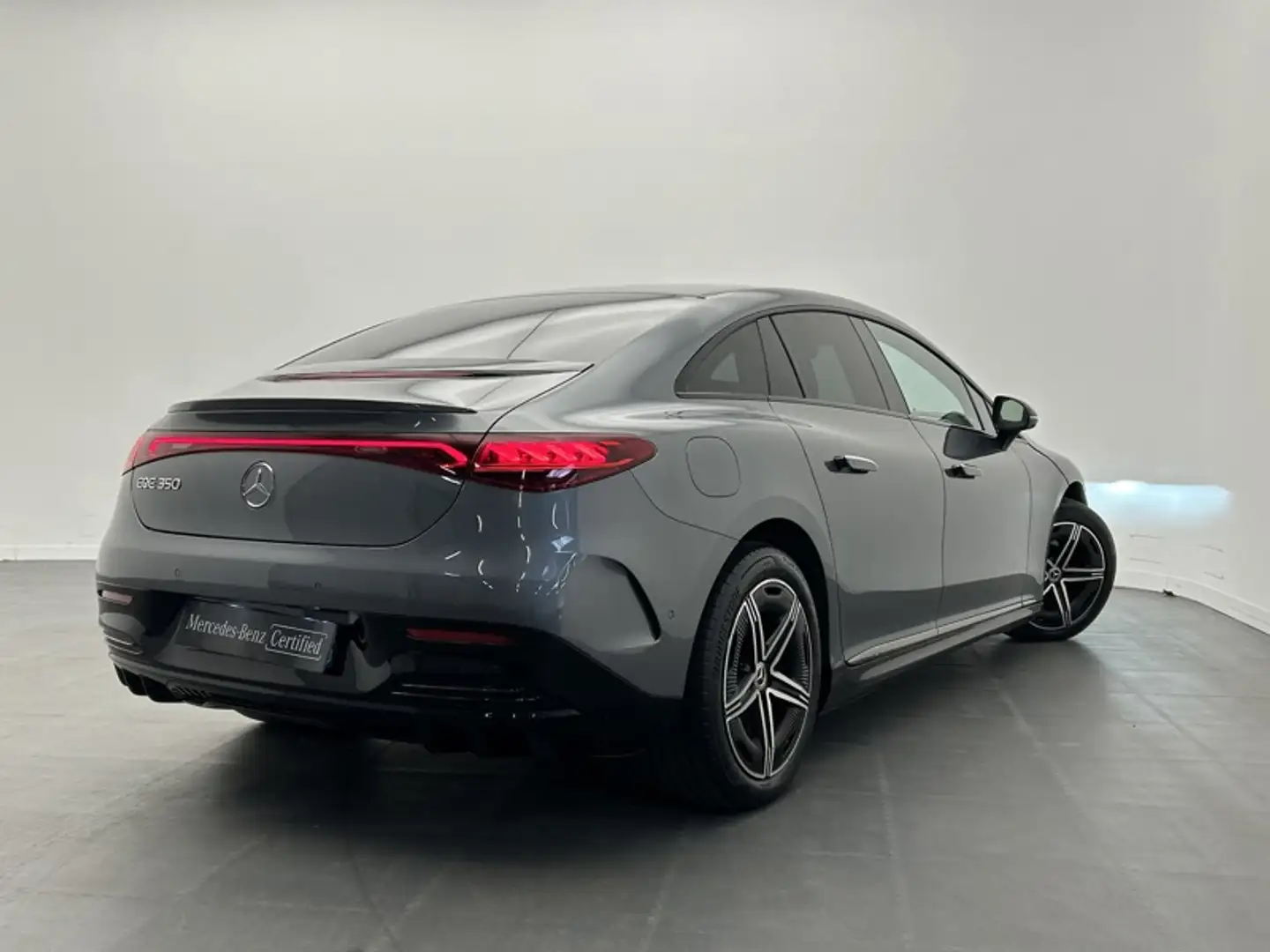 Mercedes-Benz EQE 350 EQE + AMG Line Zwart - 2