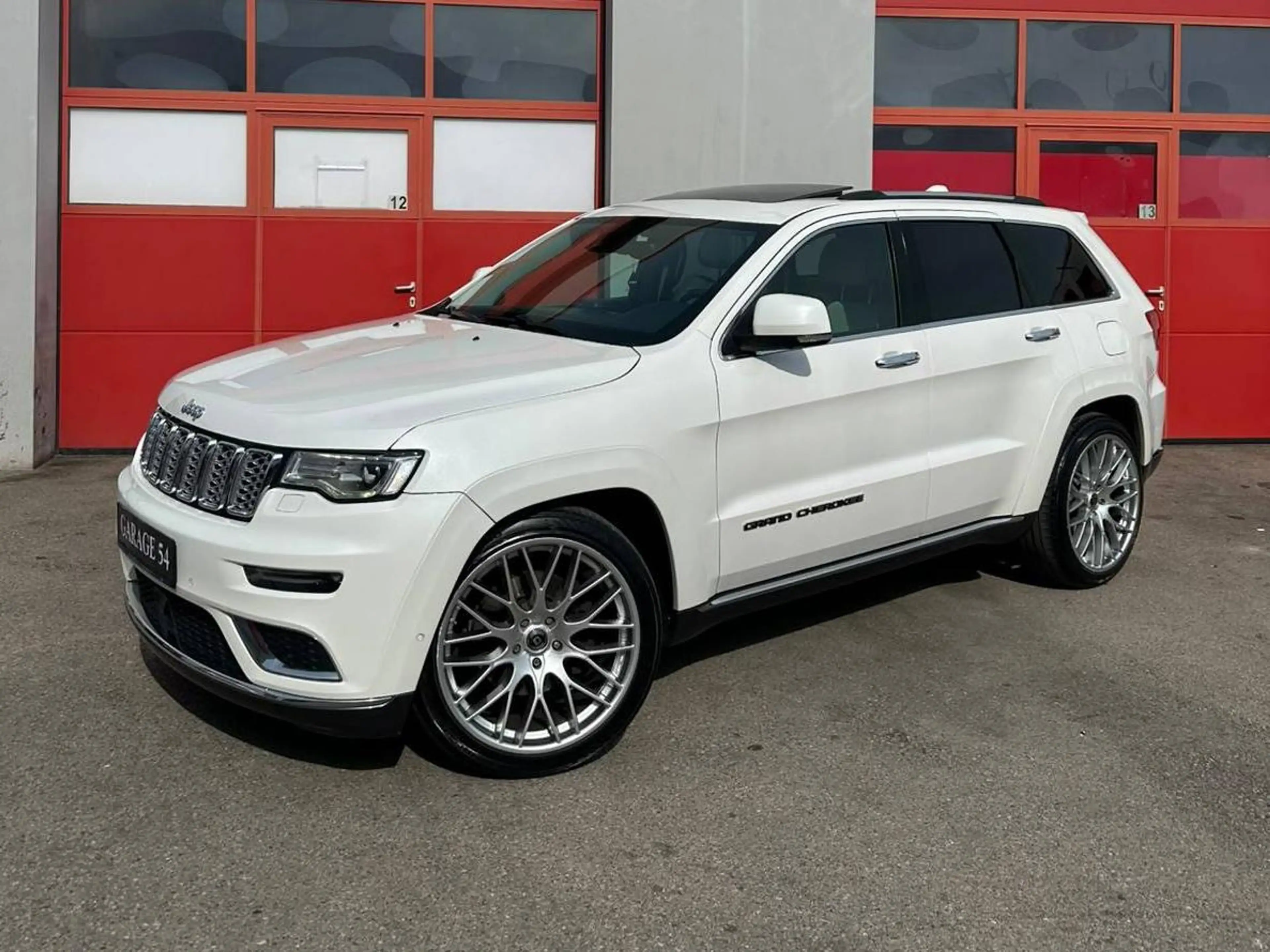 Jeep Grand Cherokee 3.0 CRD Summit — photo 15