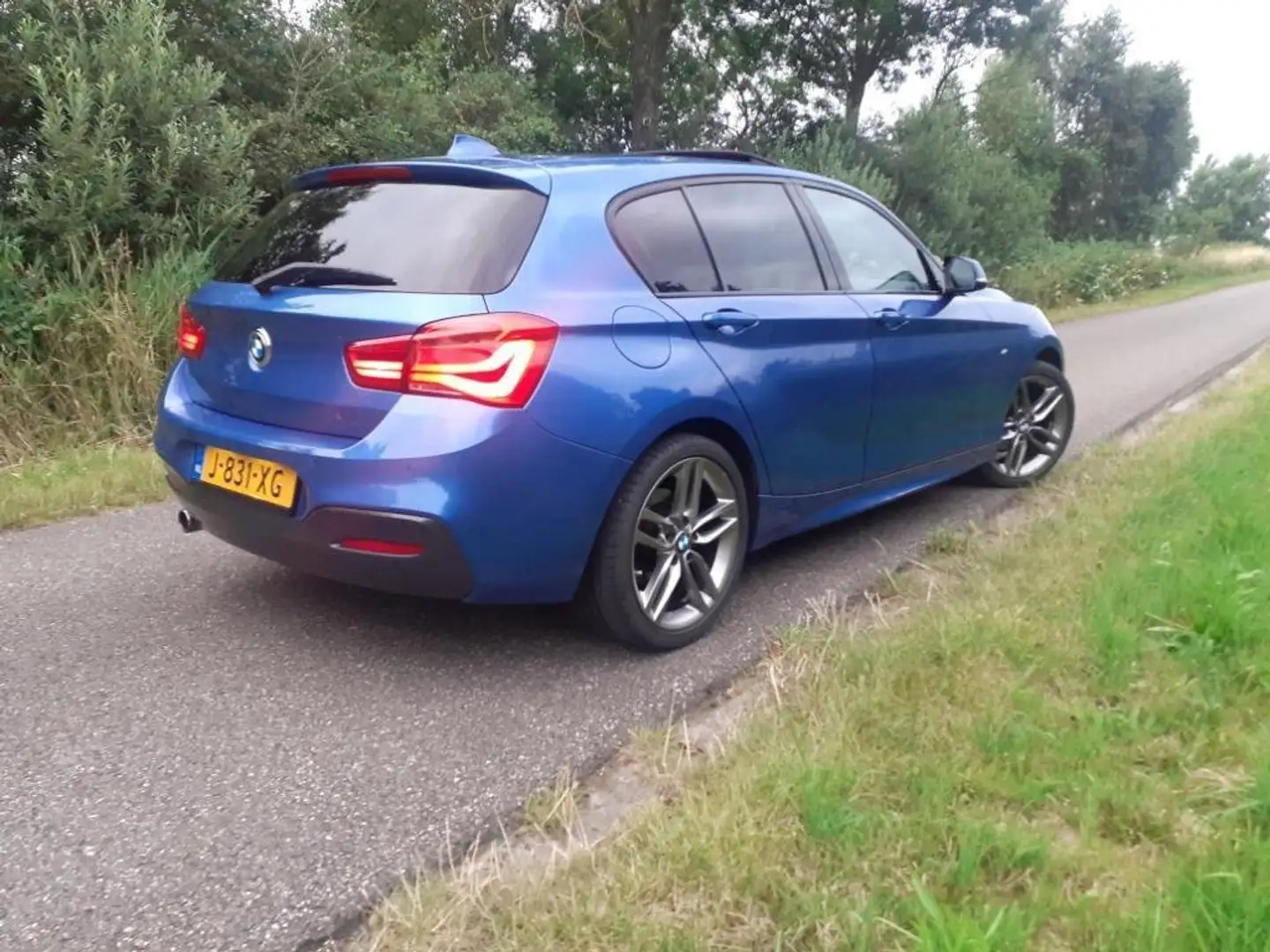 BMW 116 116i M Sport Blauw - 1