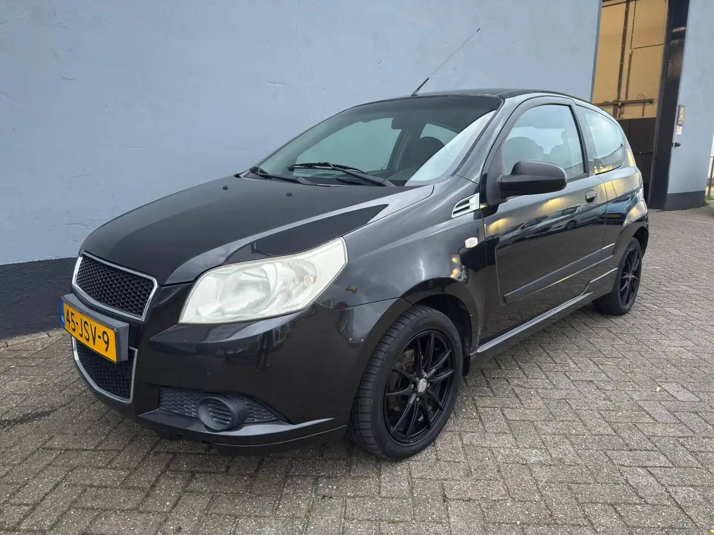 Chevrolet Aveo 1.4 16V LS Automaat - Airco Zwart - 1