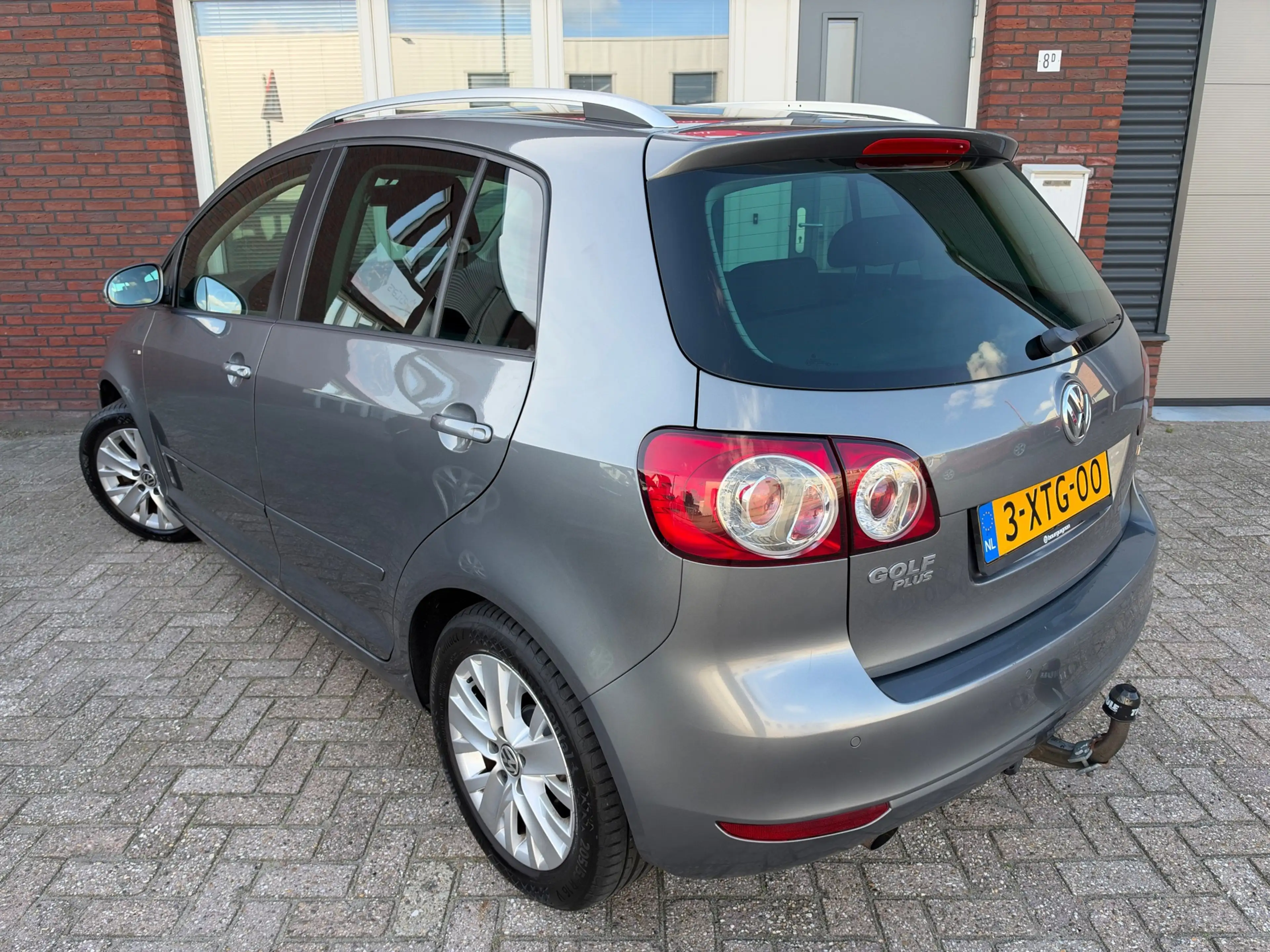 Volkswagen Golf Plus 1.2 TSI Highline BlueMotion / Navi / PDC / Park As — photo 39
