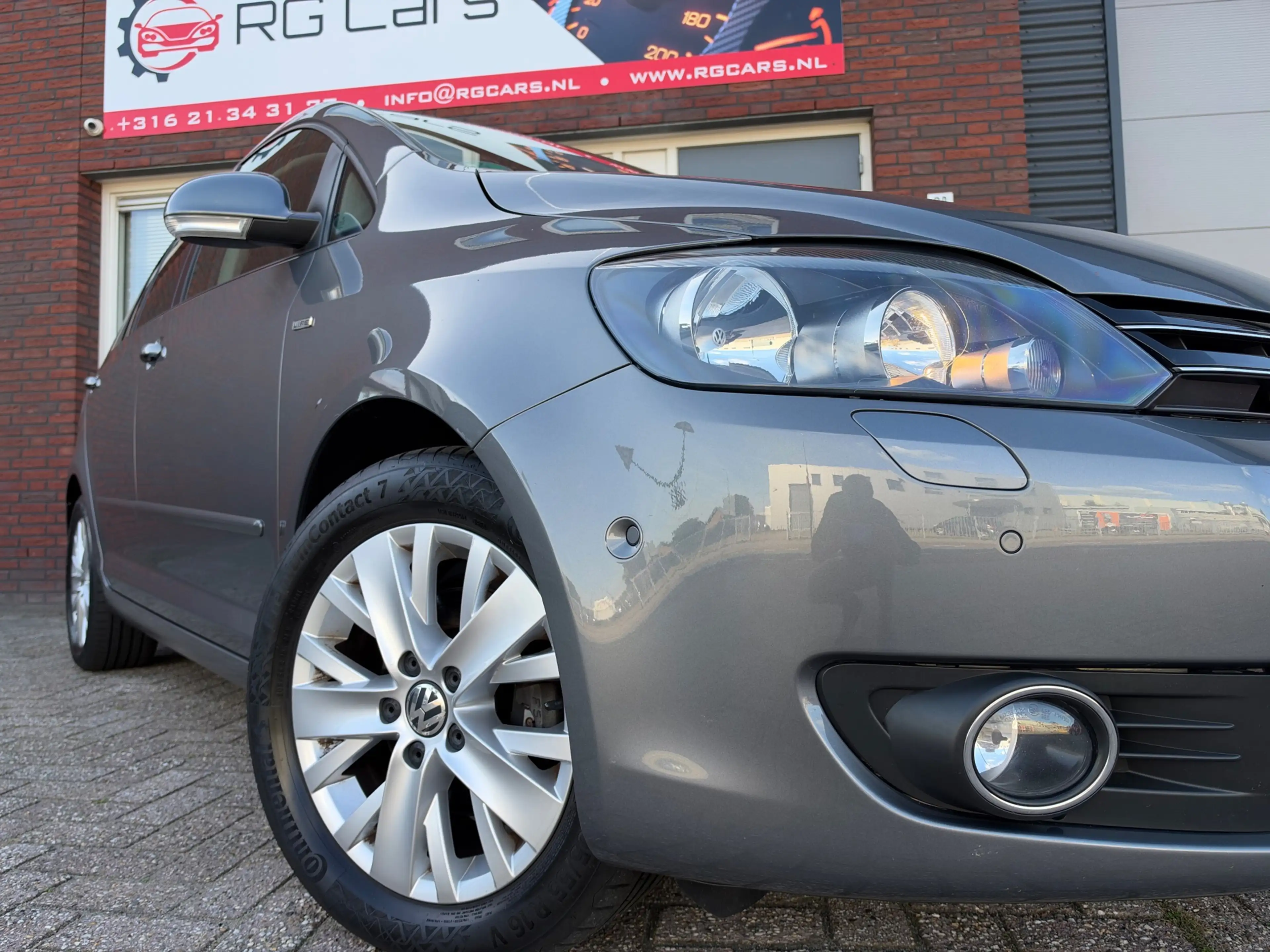 Volkswagen Golf Plus 1.2 TSI Highline BlueMotion / Navi / PDC / Park As — photo 27