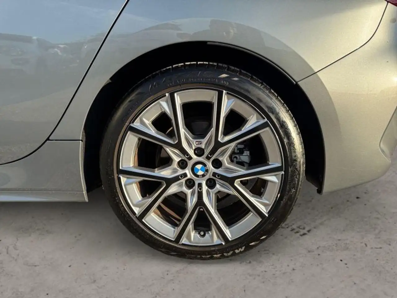 BMW 118 i ColorVision Edition 136cv auto 7