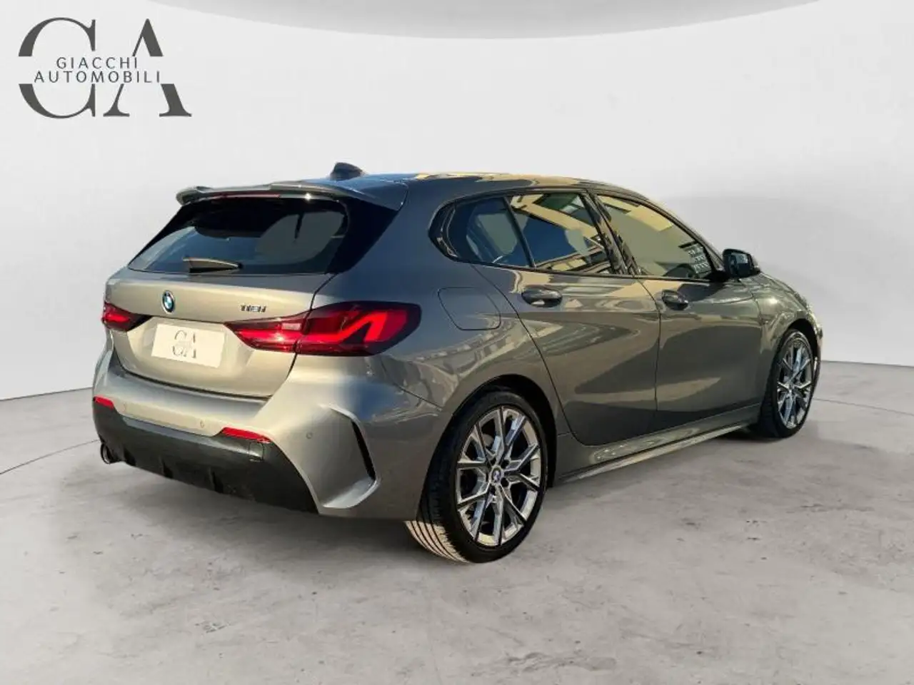 BMW 118 i ColorVision Edition 136cv auto 4