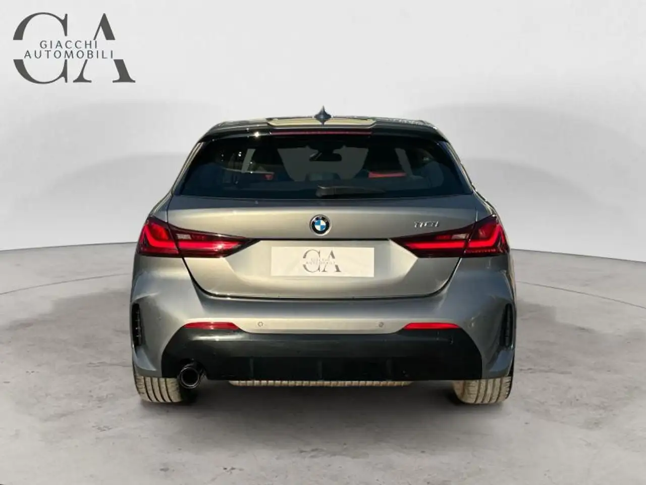 BMW 118 i ColorVision Edition 136cv auto 5