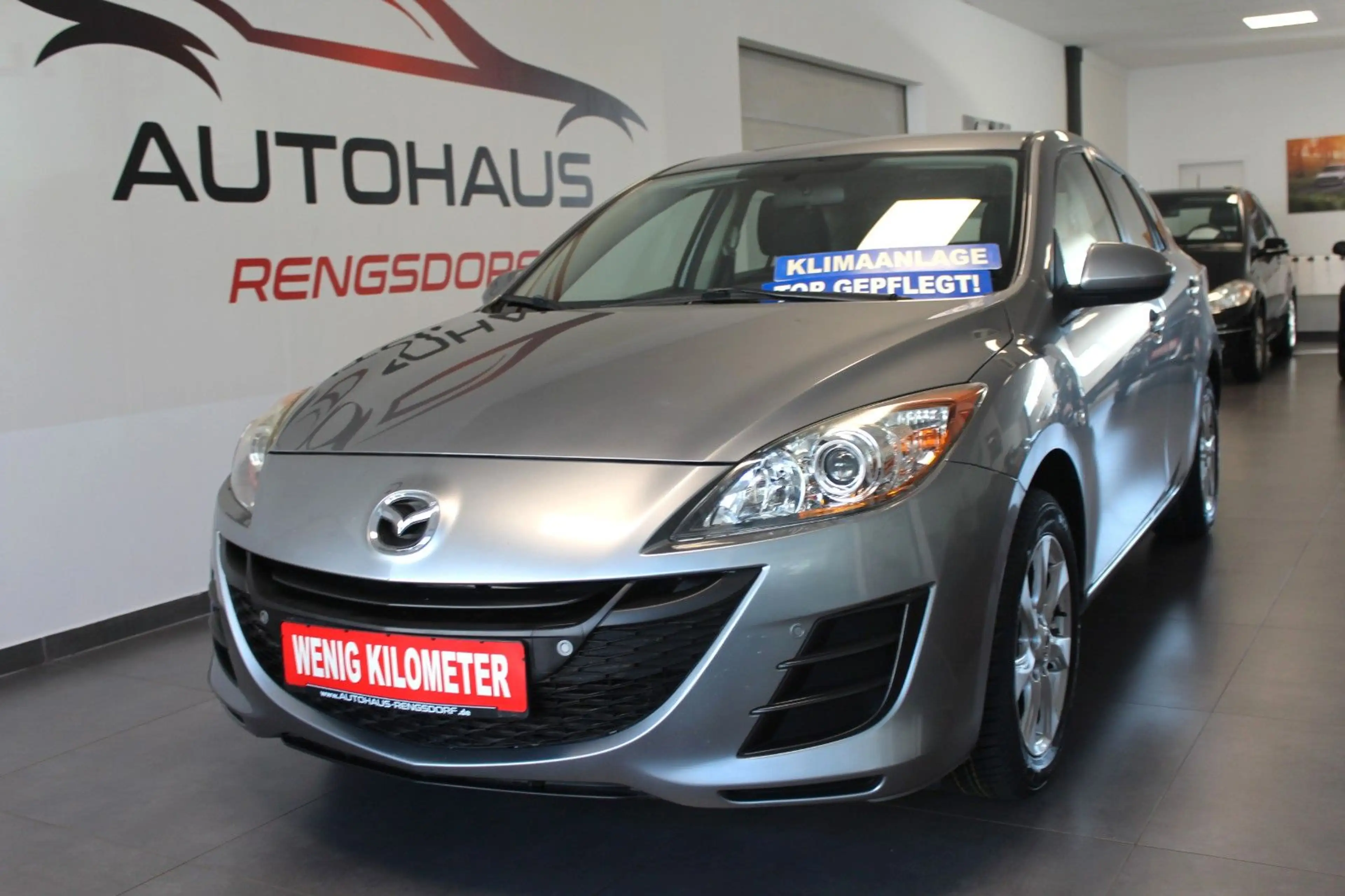 Mazda 3 Lim. Center-Line — photo 2