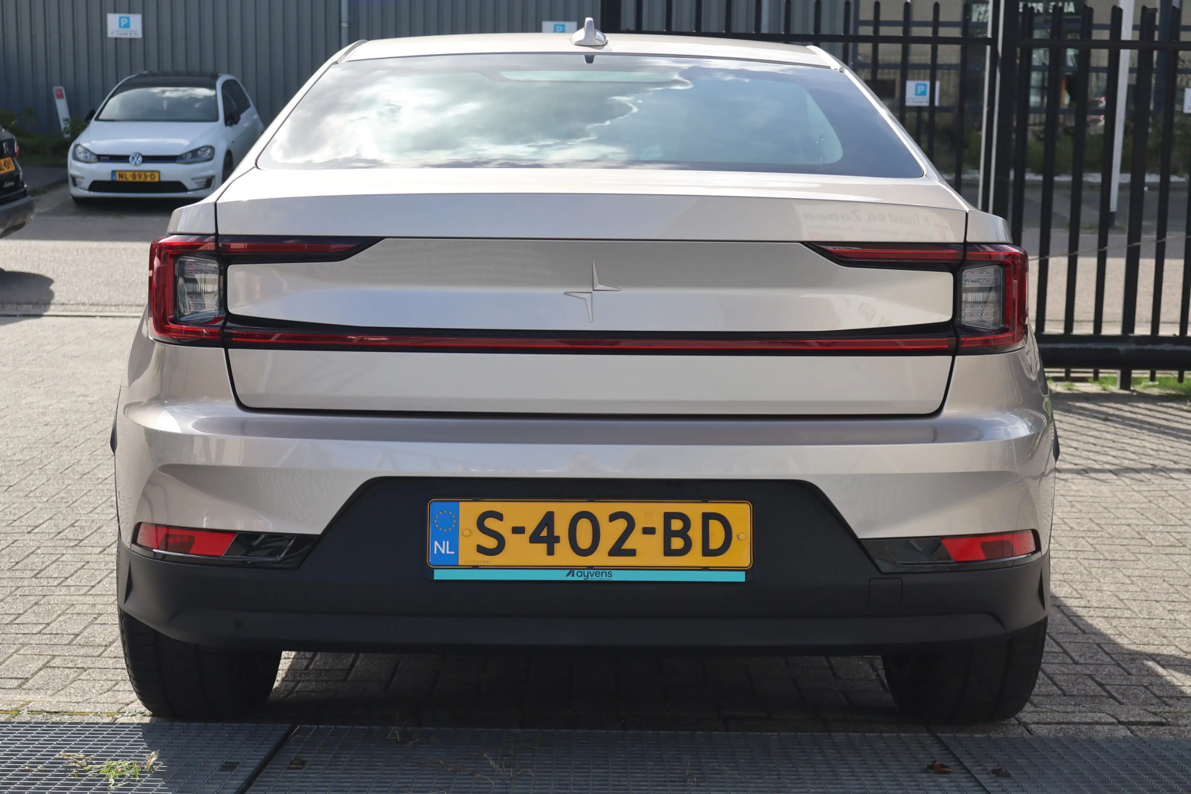 Polestar 2 Standard Range Single Motor 69 kWh SOH 96% Nederla — photo 10