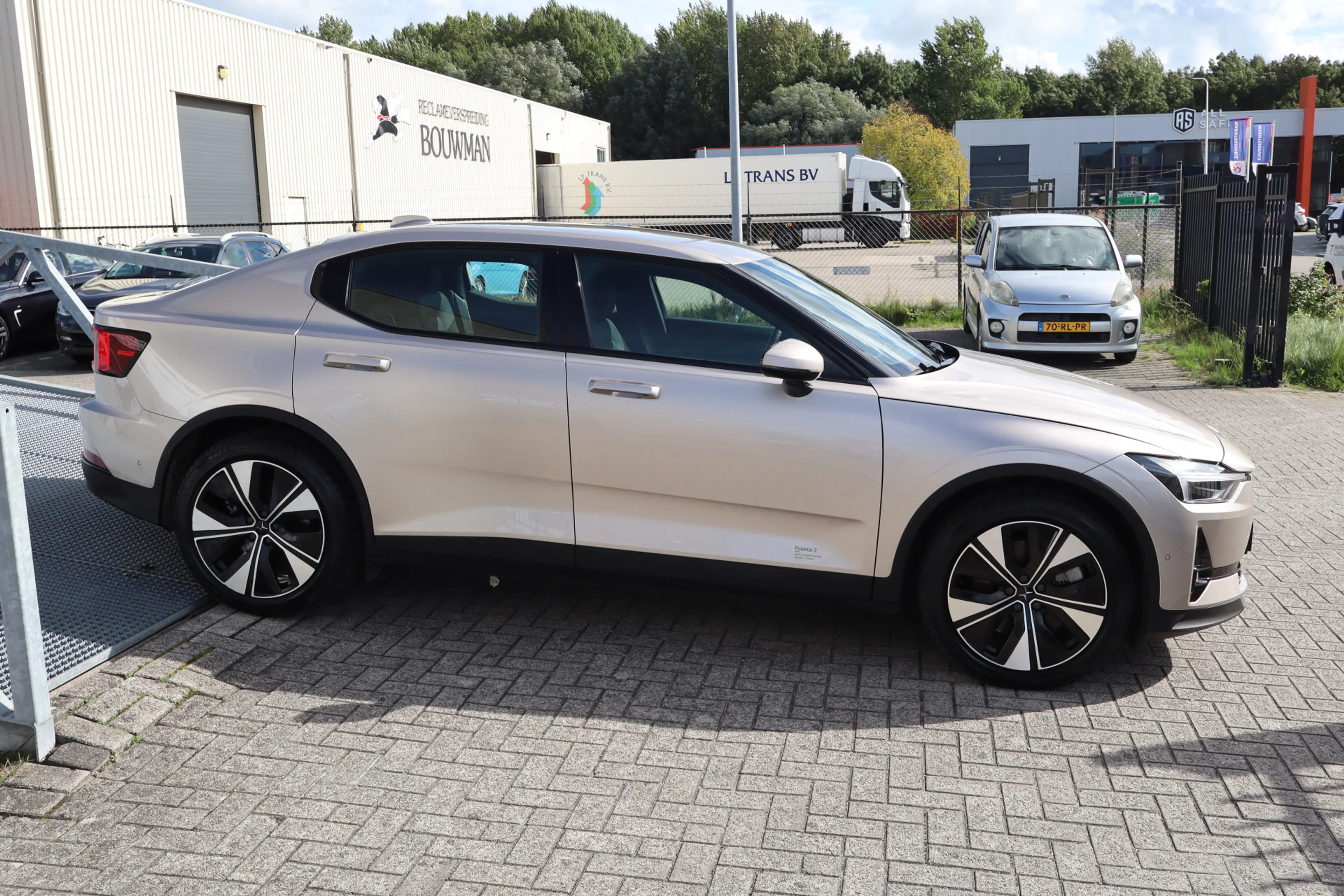 Polestar 2 Standard Range Single Motor 69 kWh SOH 96% Nederla — photo 8