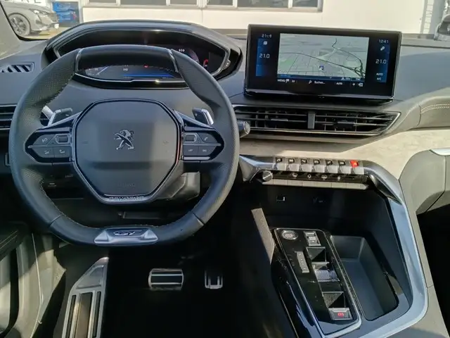 Peugeot 5008 view 10