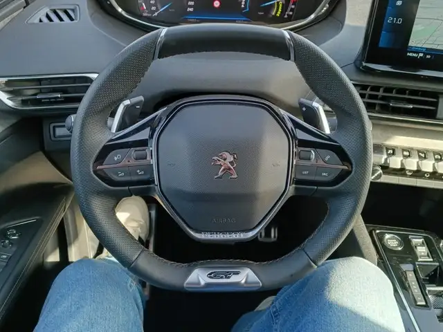 Peugeot 5008 view 13