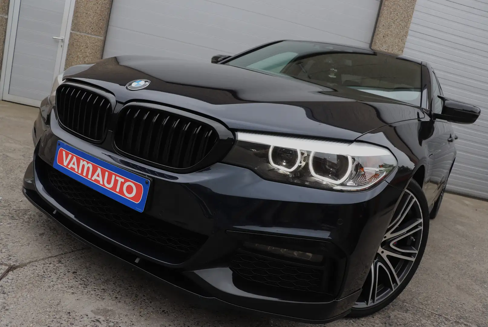 BMW 530 e iPerformance M-sport - Navi/Leather/LED/Cam Negro - 1