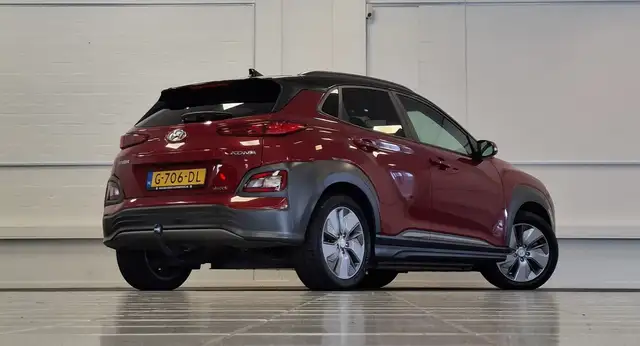 Hyundai Kona view 6
