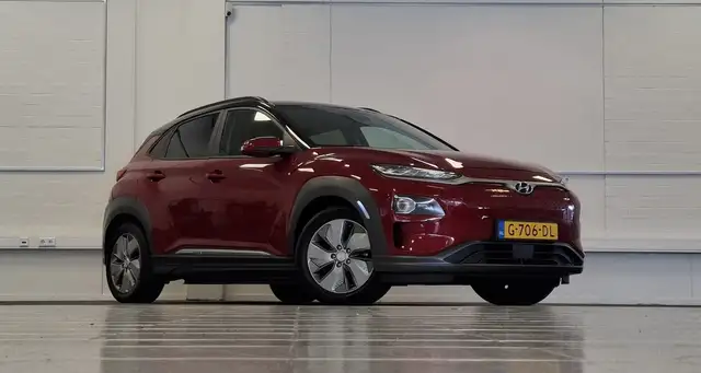 Hyundai Kona view 2