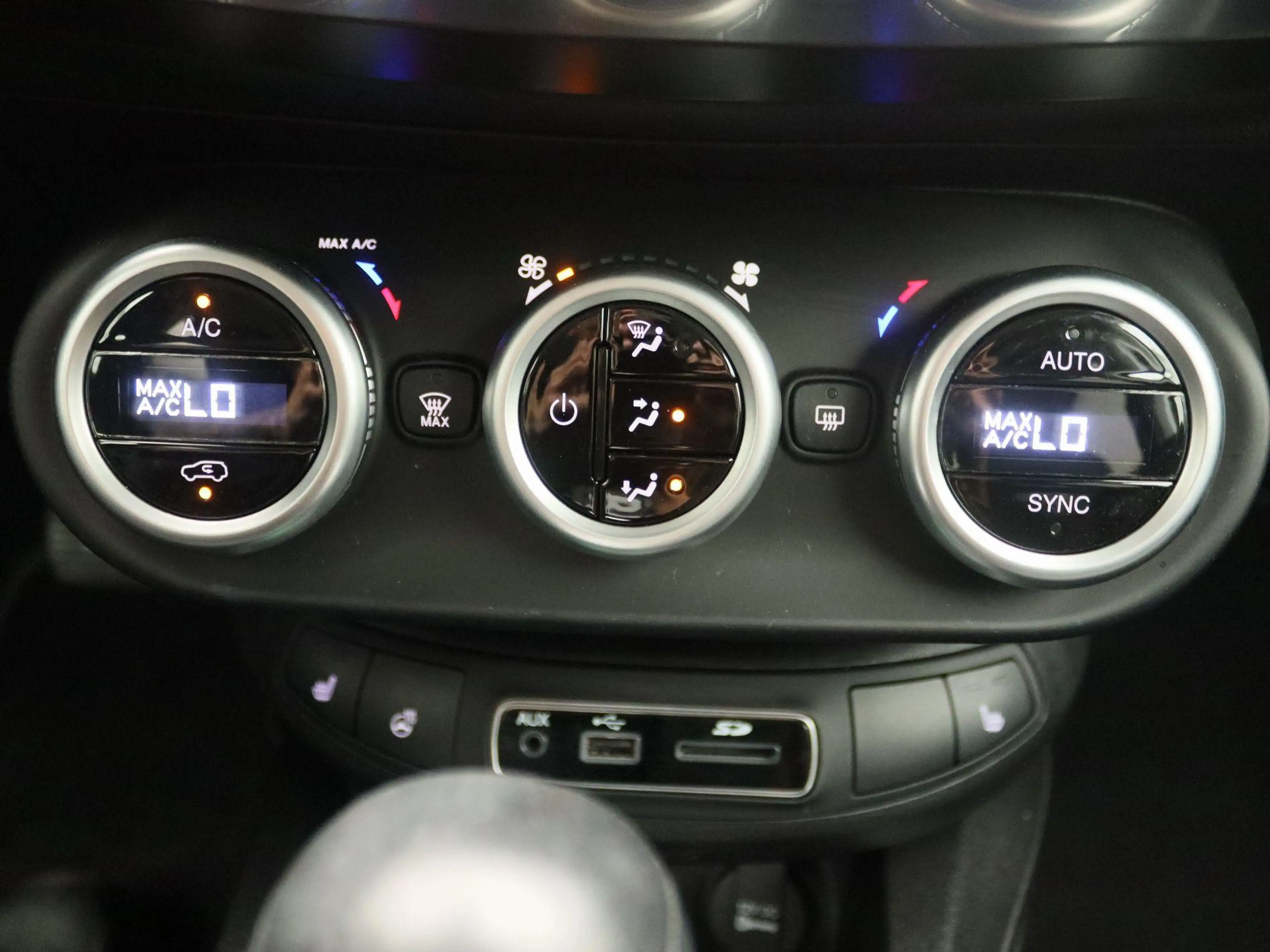 Fiat 500X 1.4 Turbo MultiAir Lounge | Automaat | Navigatie | — photo 10