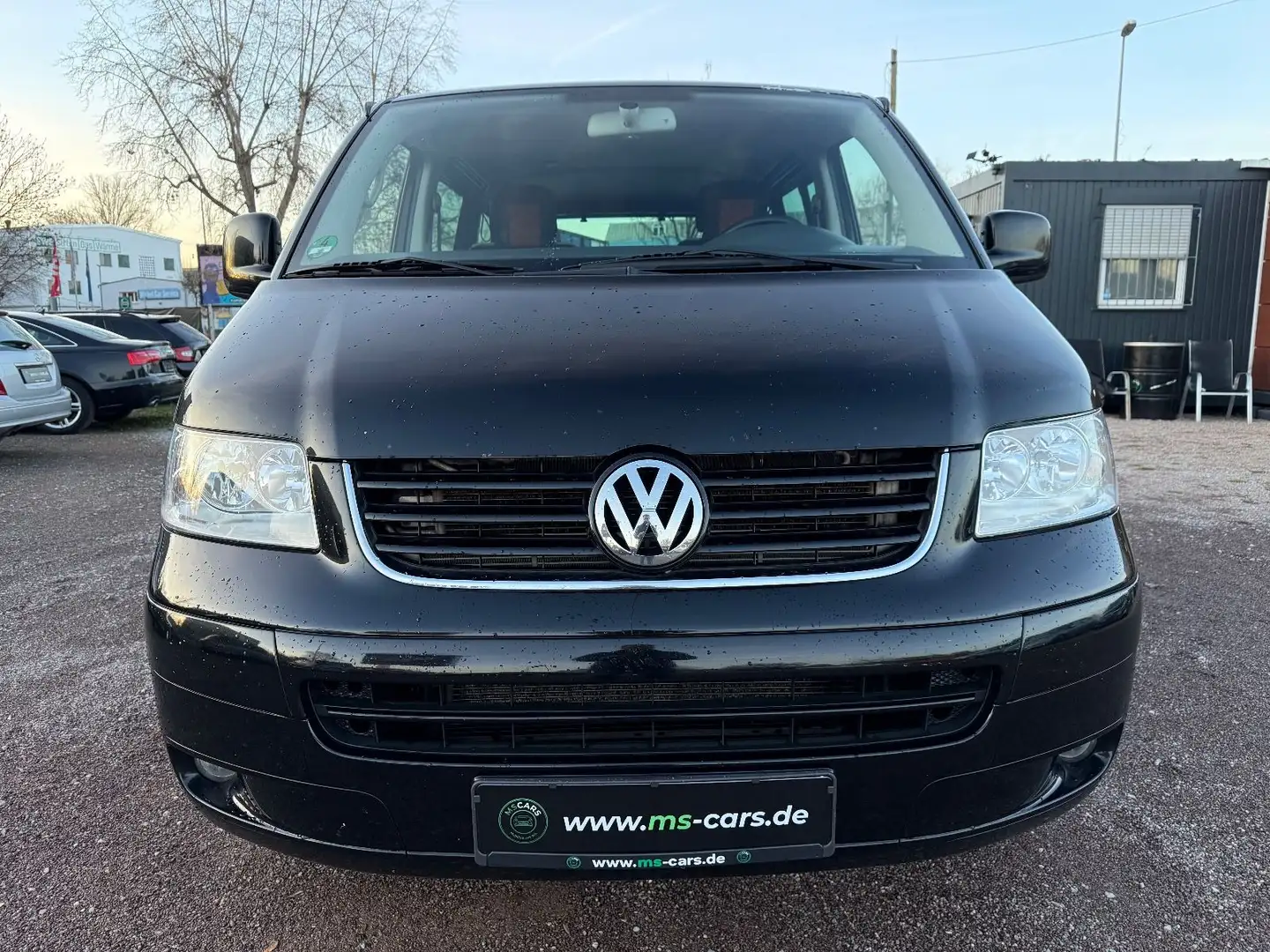 Volkswagen T5 Multivan 2.5 TDI 174 PS Schwarz - 2