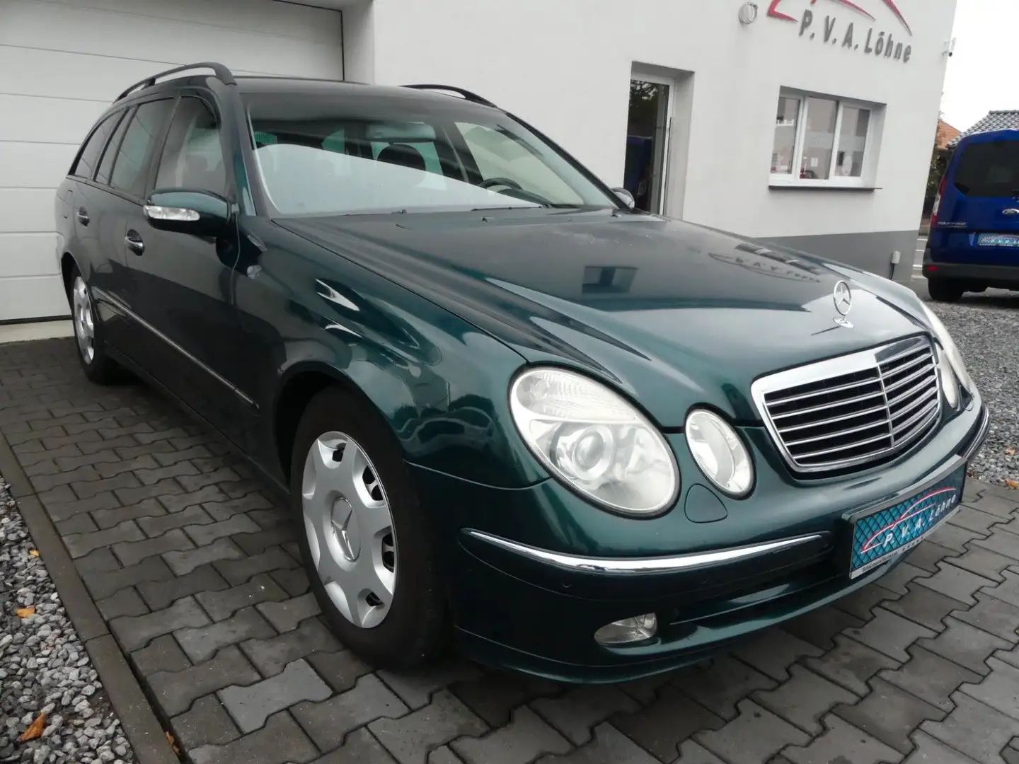 Mercedes-Benz E 320 T CDI Avantgarde Navi | Leder | Xenon |AHK Grün - 1