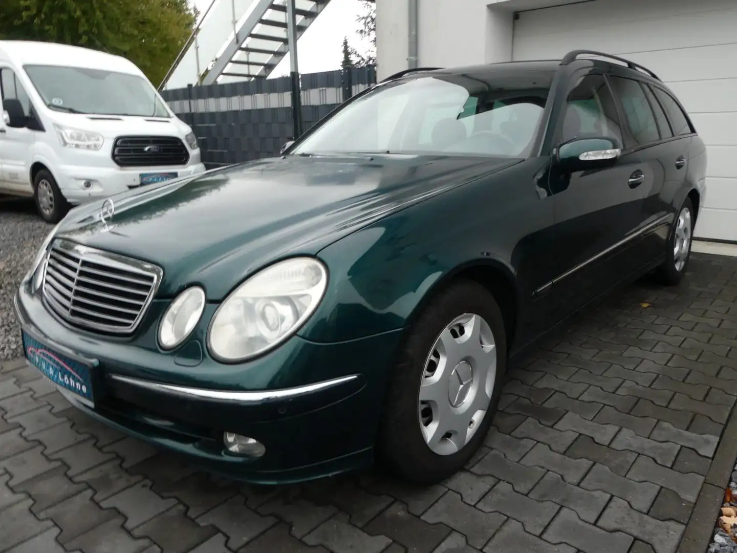 Mercedes-Benz E 320 T CDI Avantgarde Navi | Leder | Xenon |AHK Grün - 2