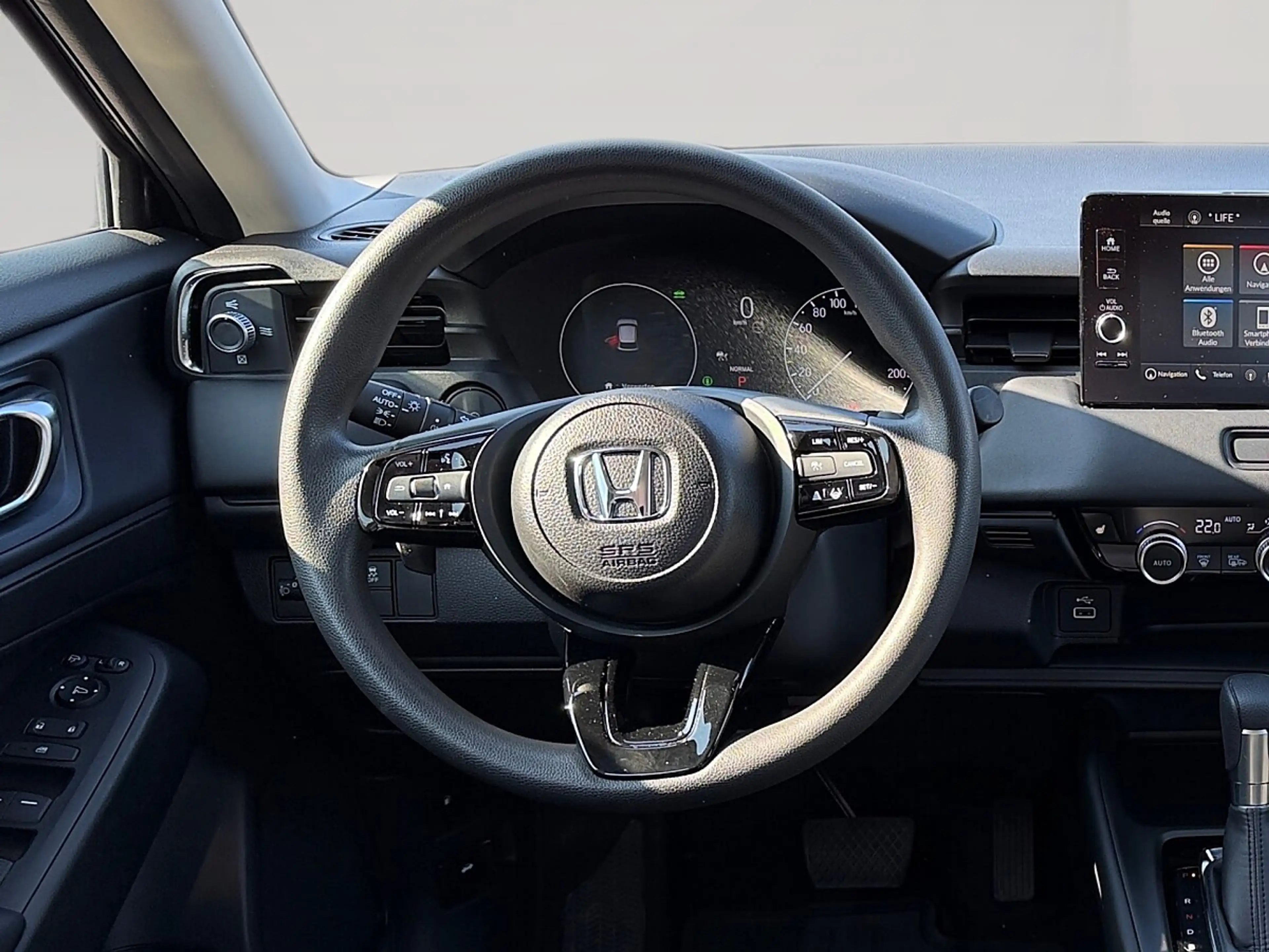 Honda HR-V 1,5 i-MMD Hybrid 2WD Elegance Aut. *LED* — photo 14