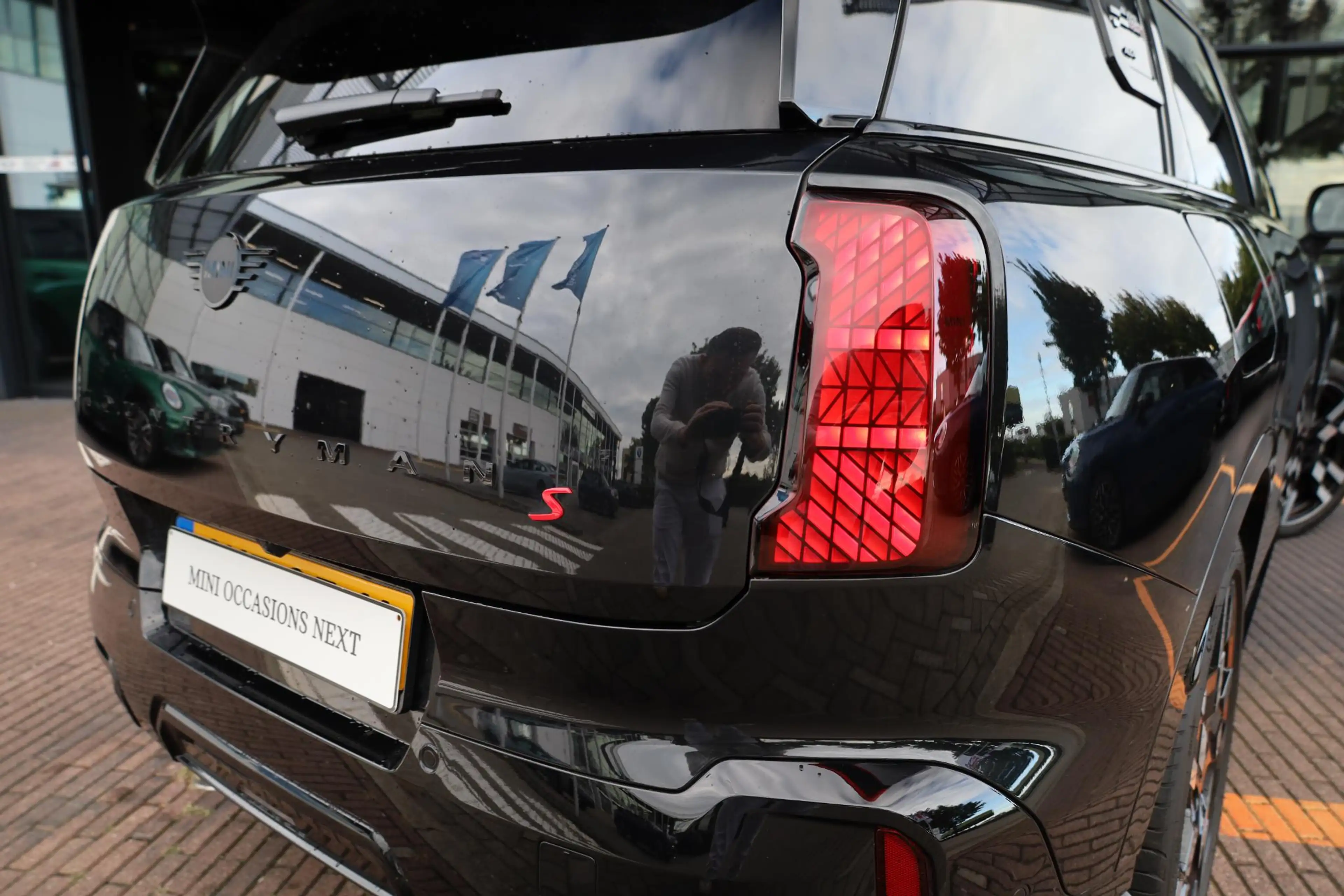 MINI Countryman S All4 | John Cooper Works uitvoering | Glazen Panoramdak — photo 9
