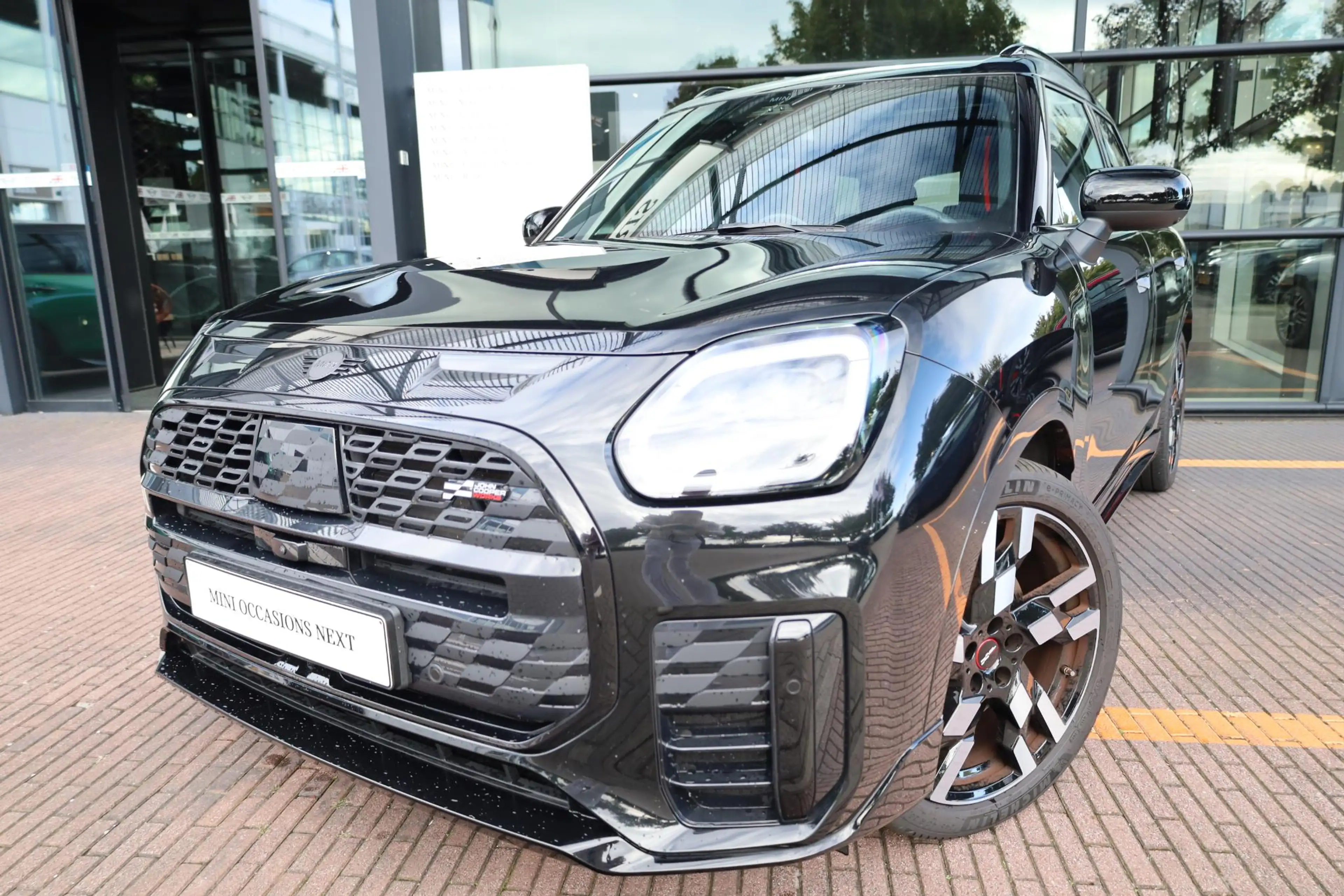 MINI Countryman S All4 | John Cooper Works uitvoering | Glazen Panoramdak — photo 8
