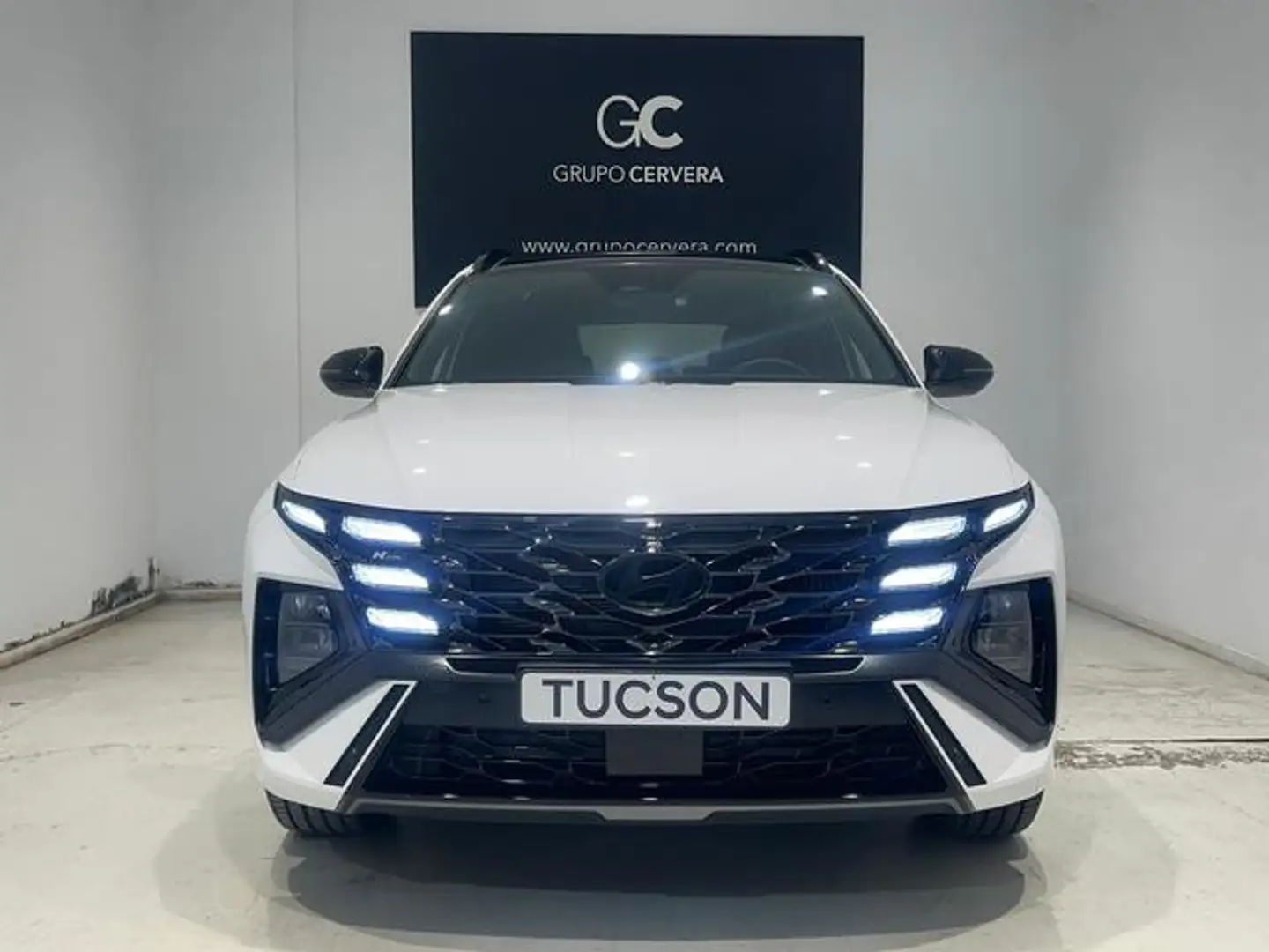 Hyundai TUCSON 1.6 T HEV Nline AT 239 Weiß - 2