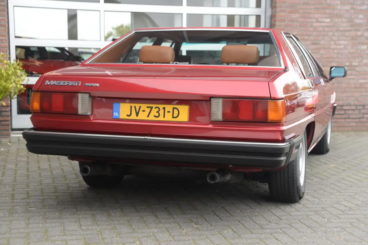 Maserati Quattroporte 4.9 V8 | Manual Gearbox |, foto 8