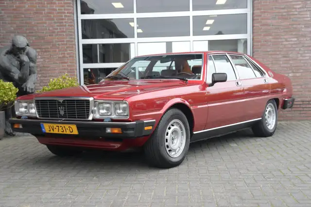 Maserati Quattroporte 4.9 V8 | Manual Gearbox |