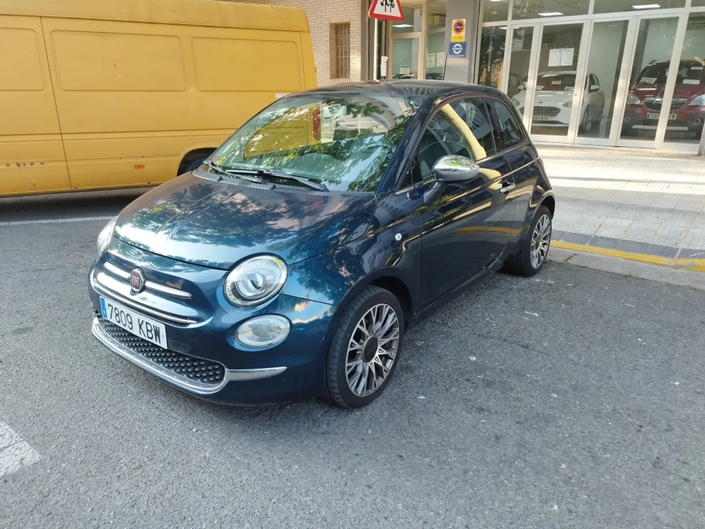 Fiat 500 1.2 Lounge Blauw - 1