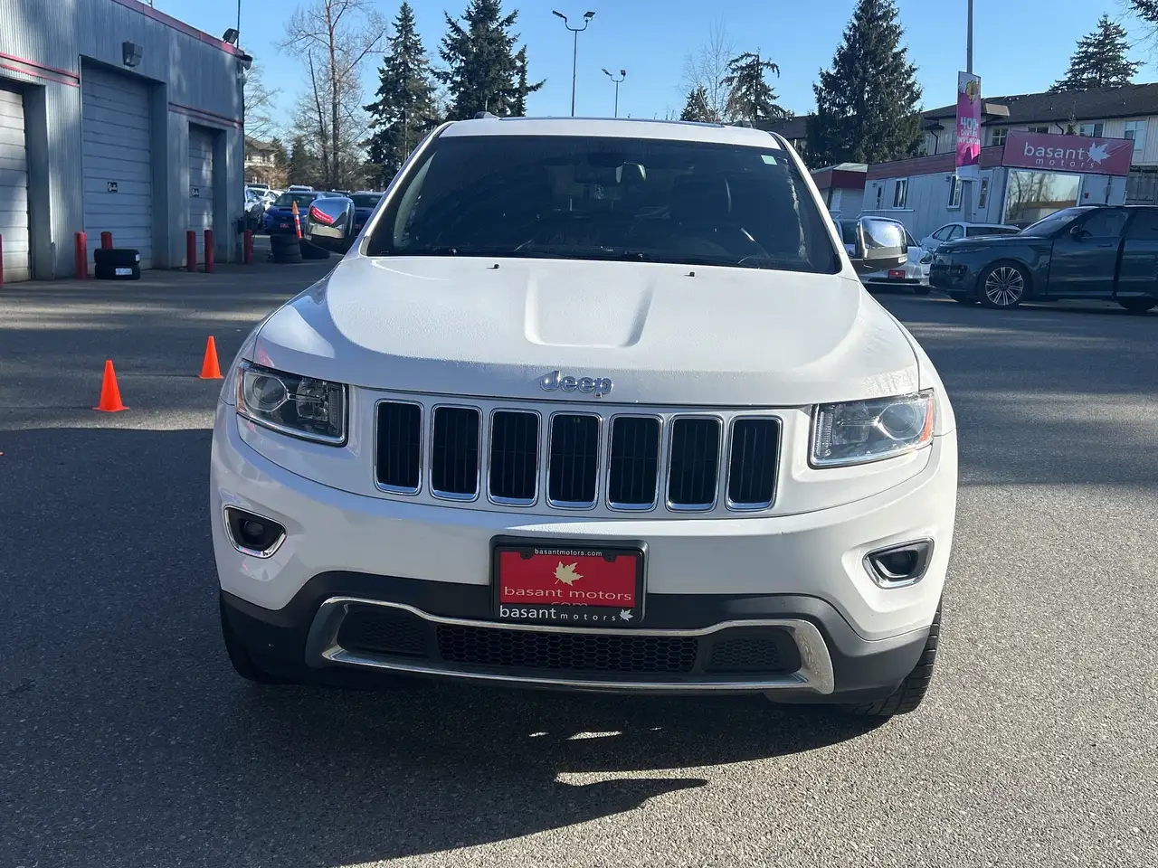 Jeep Grand Cherokee снимка Jeep Grand Cherokee
