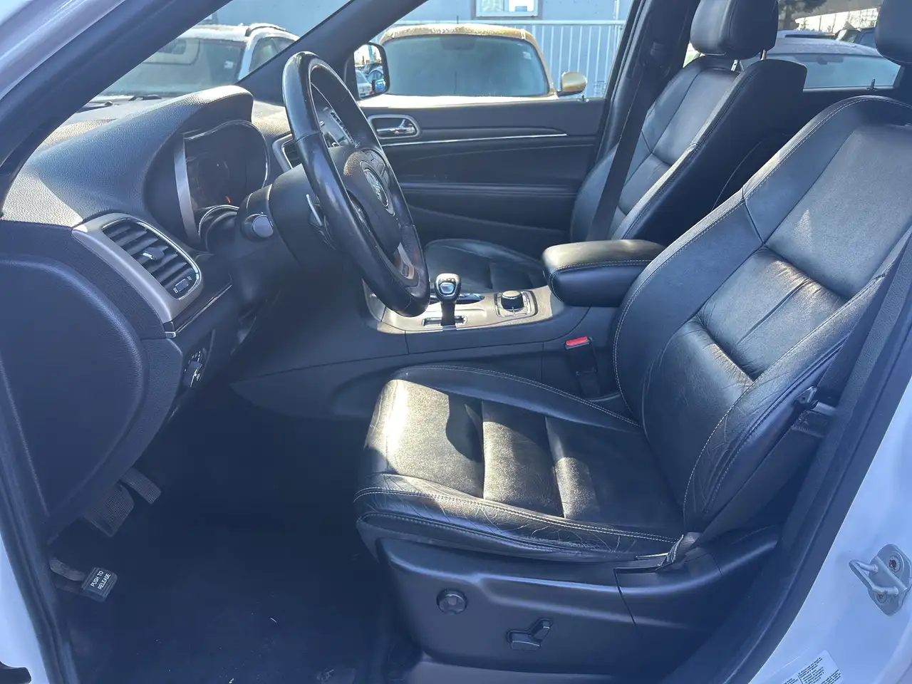 Jeep Grand Cherokee снимка Jeep Grand Cherokee