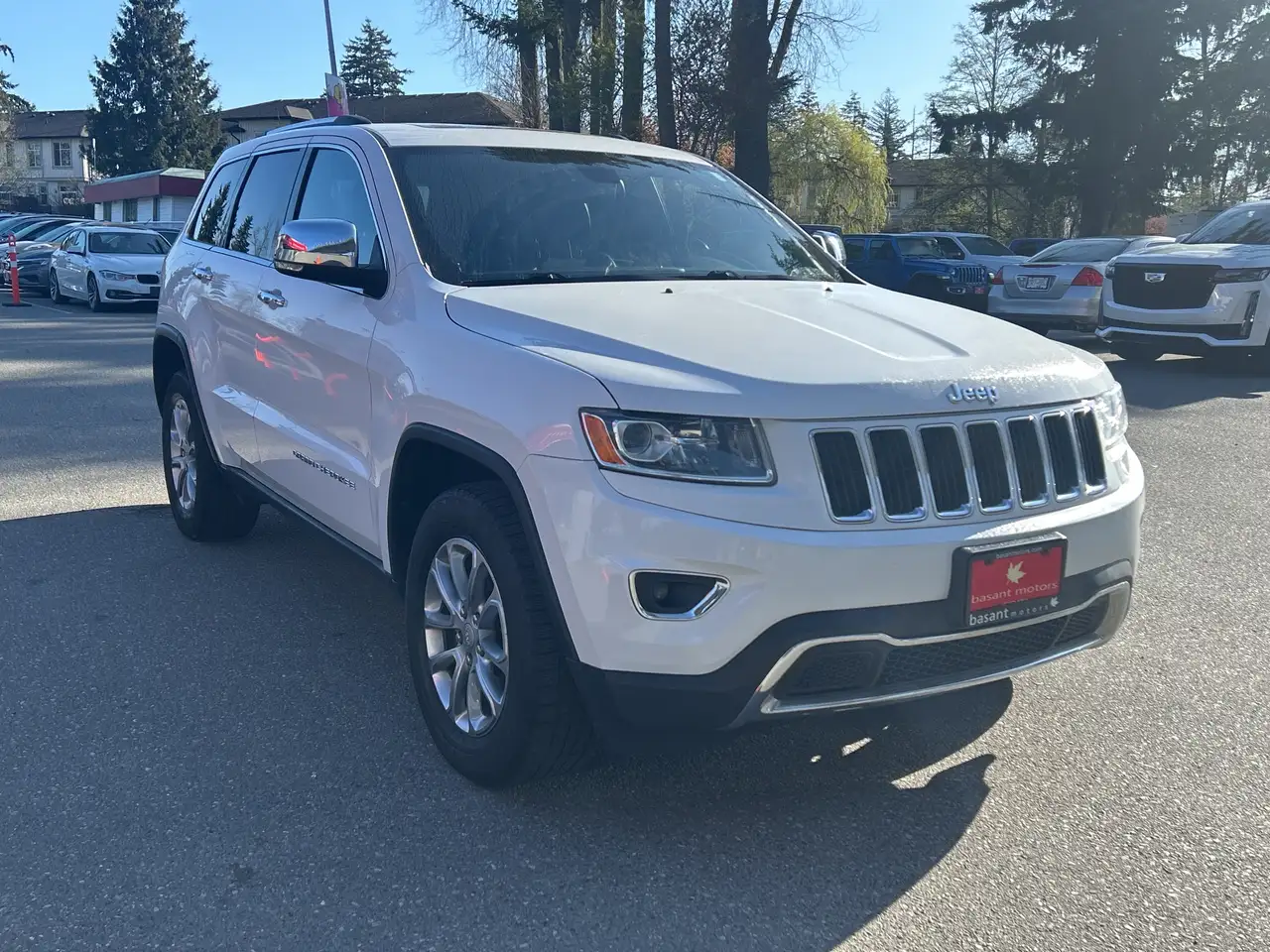 Jeep Grand Cherokee снимка Jeep Grand Cherokee