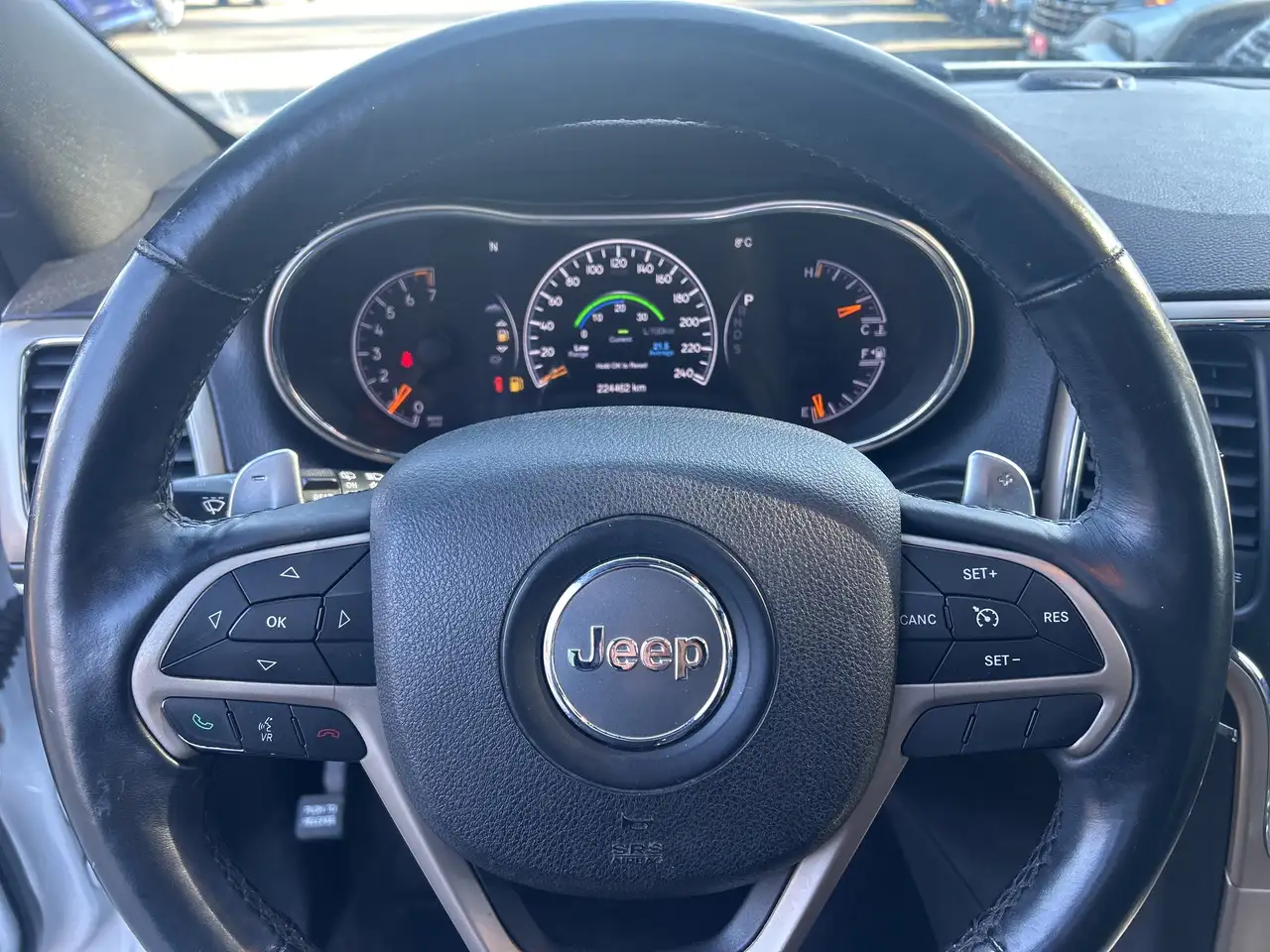 Jeep Grand Cherokee снимка Jeep Grand Cherokee