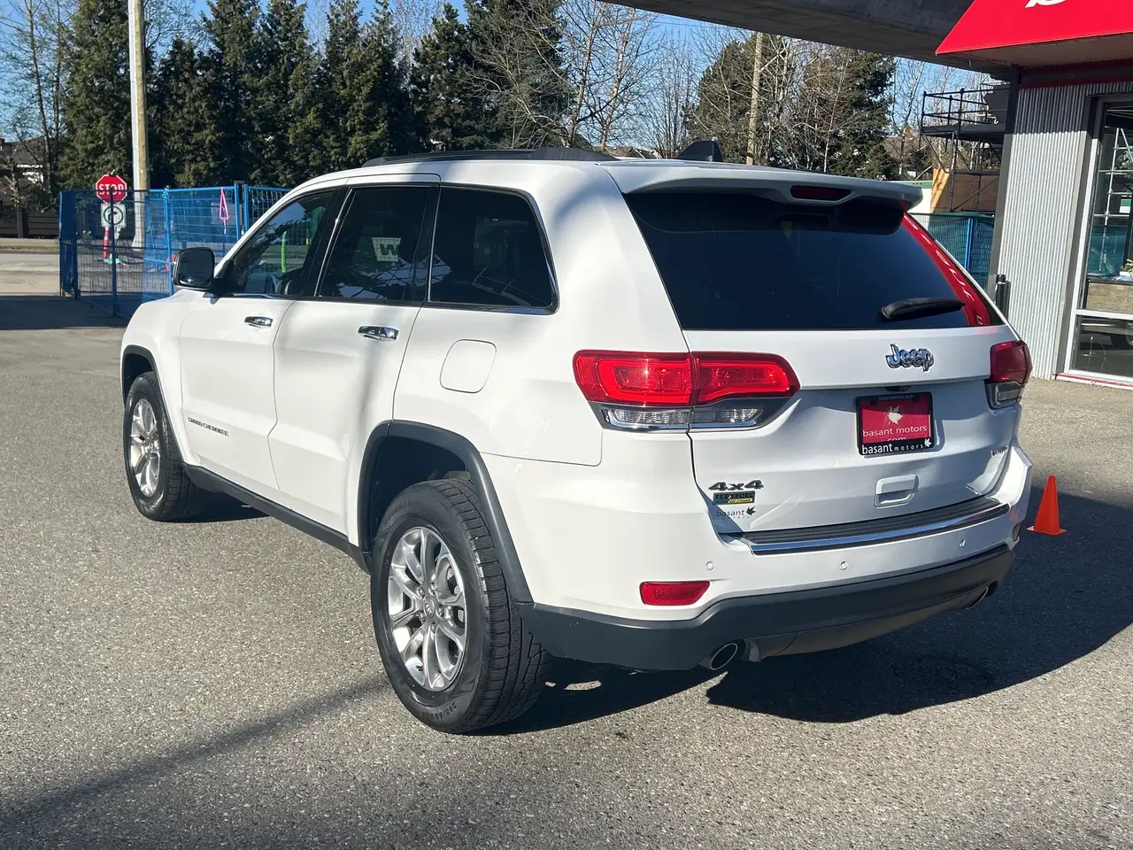 Jeep Grand Cherokee снимка Jeep Grand Cherokee