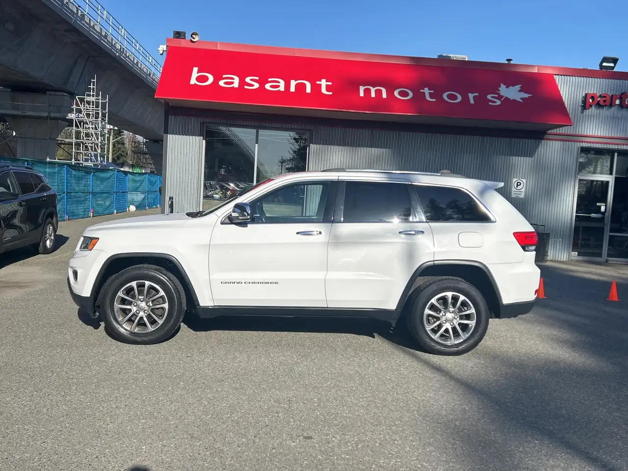 Jeep Grand Cherokee снимка Jeep Grand Cherokee