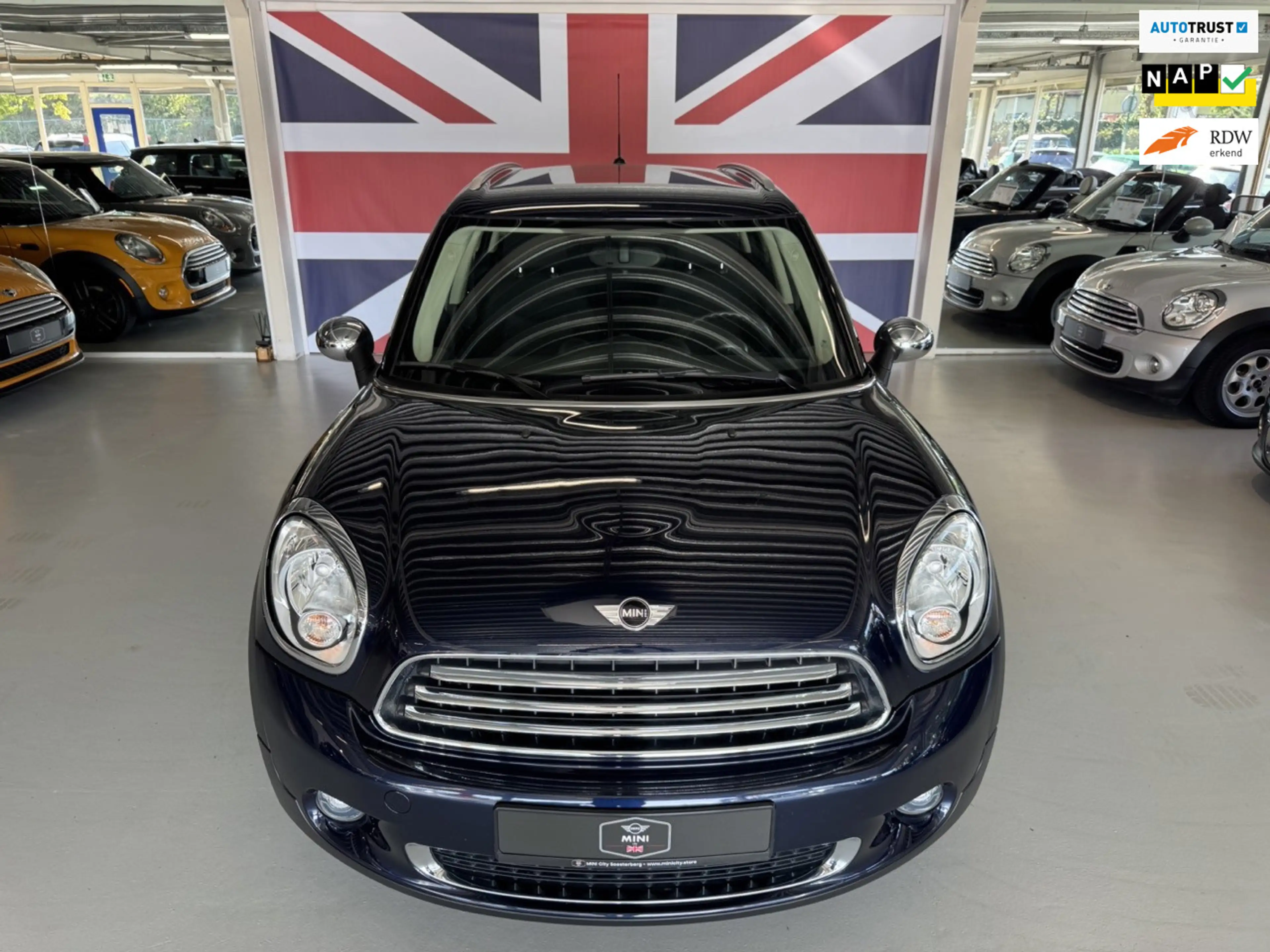 MINI Cooper Countryman 1.6 ( 6 MAANDEN GARANTIE )