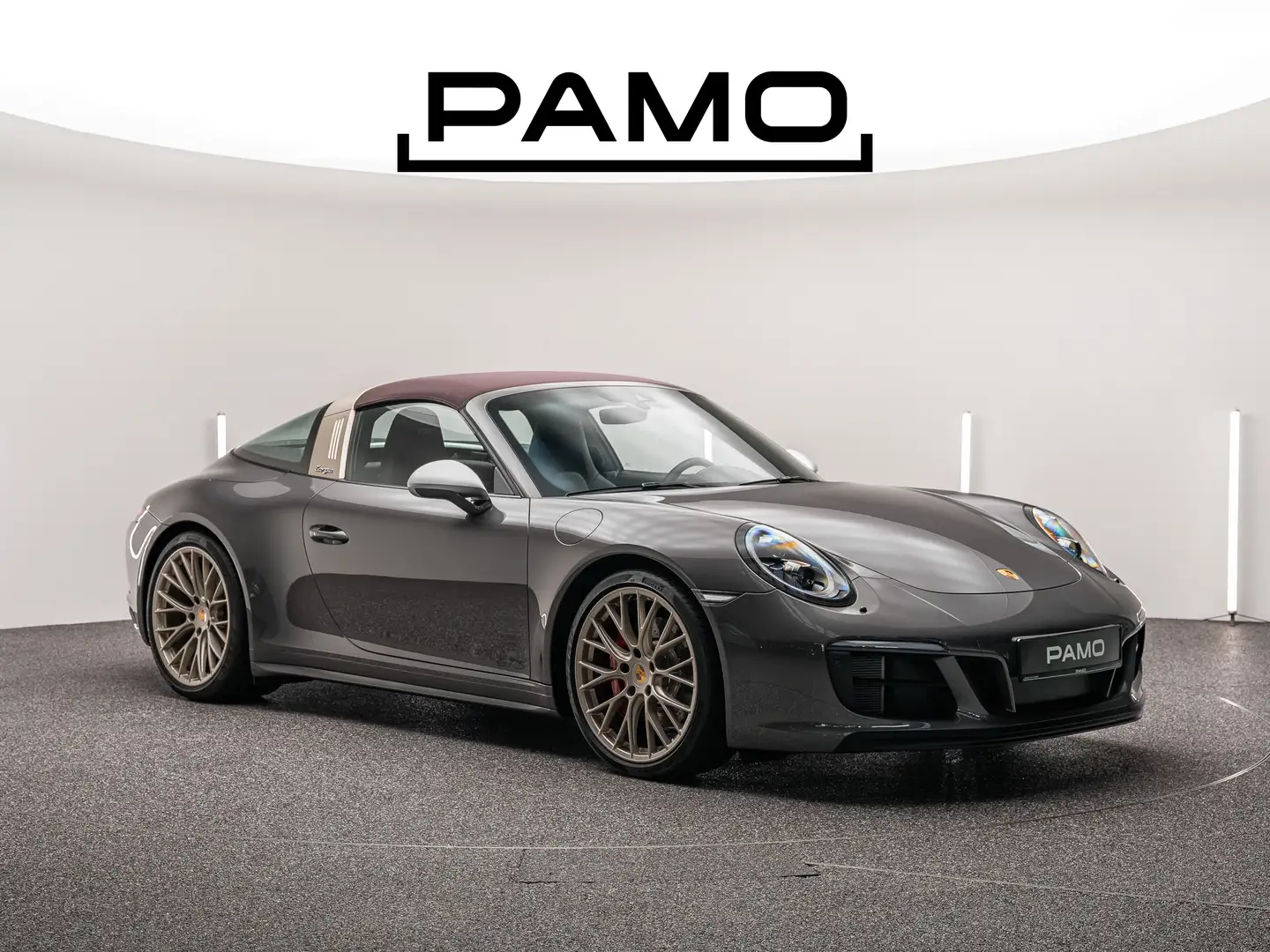 Porsche 991 Porsche 991 Targa 4 GTS | Sylt-Edition Grijs - 1