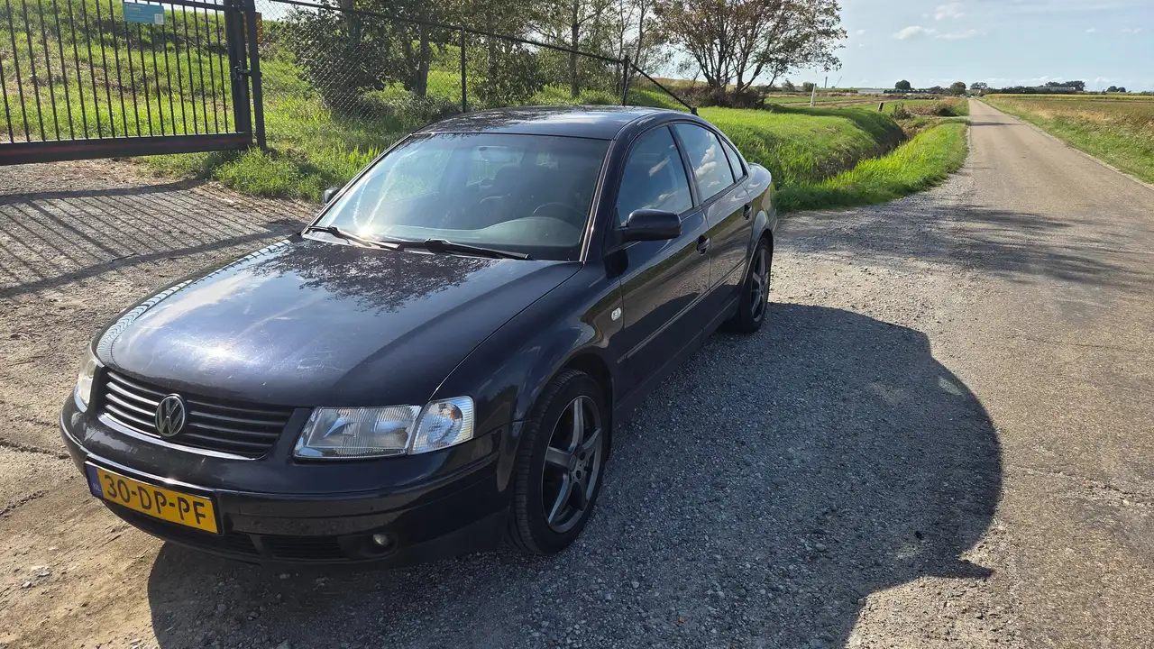 Volkswagen Passat 2.8 V6 Trendline 4M, foto 3