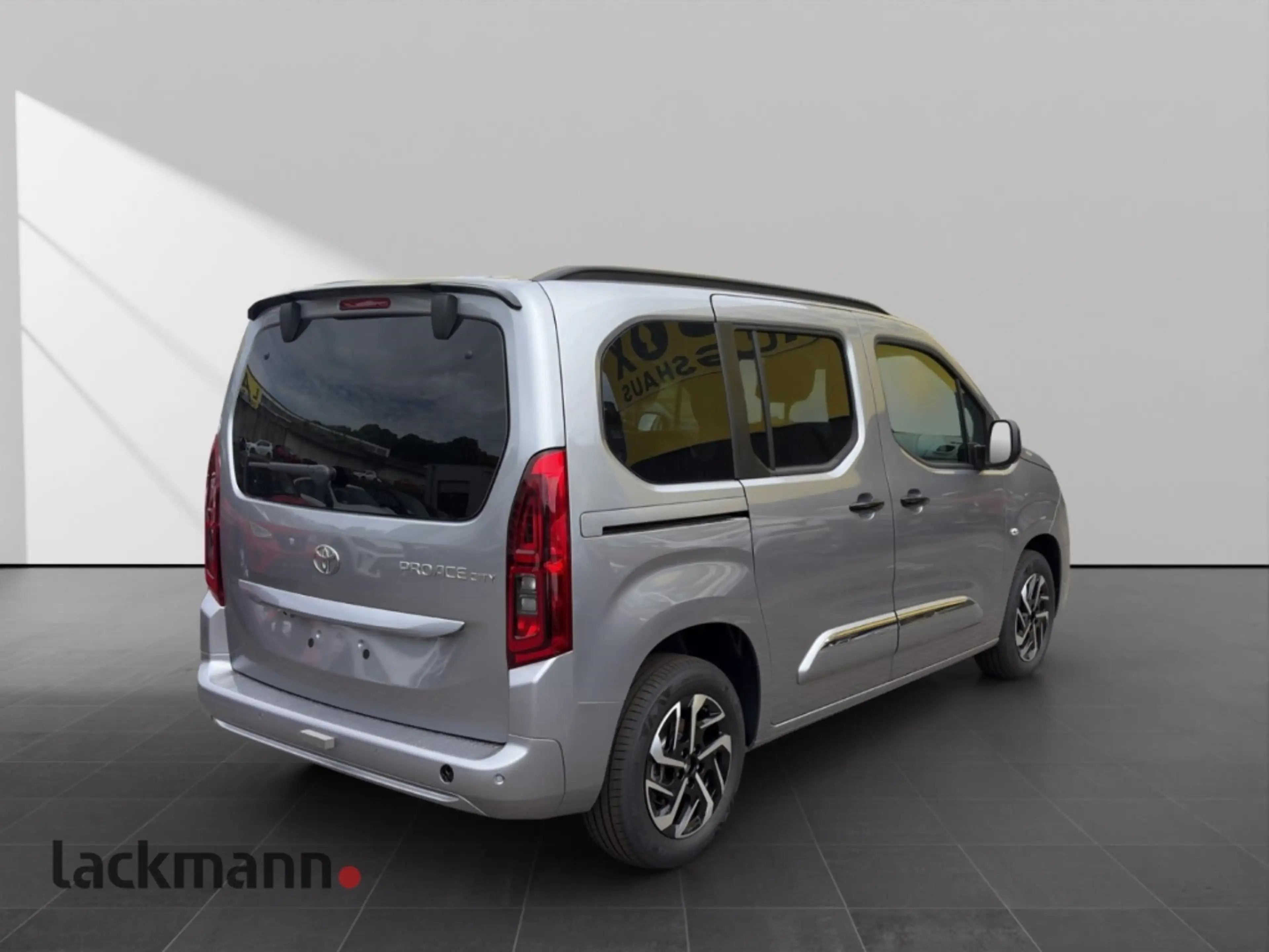 Toyota Proace City 1.2 Verso L1 Teamplayer*KAMERA*SHZG* — photo 4