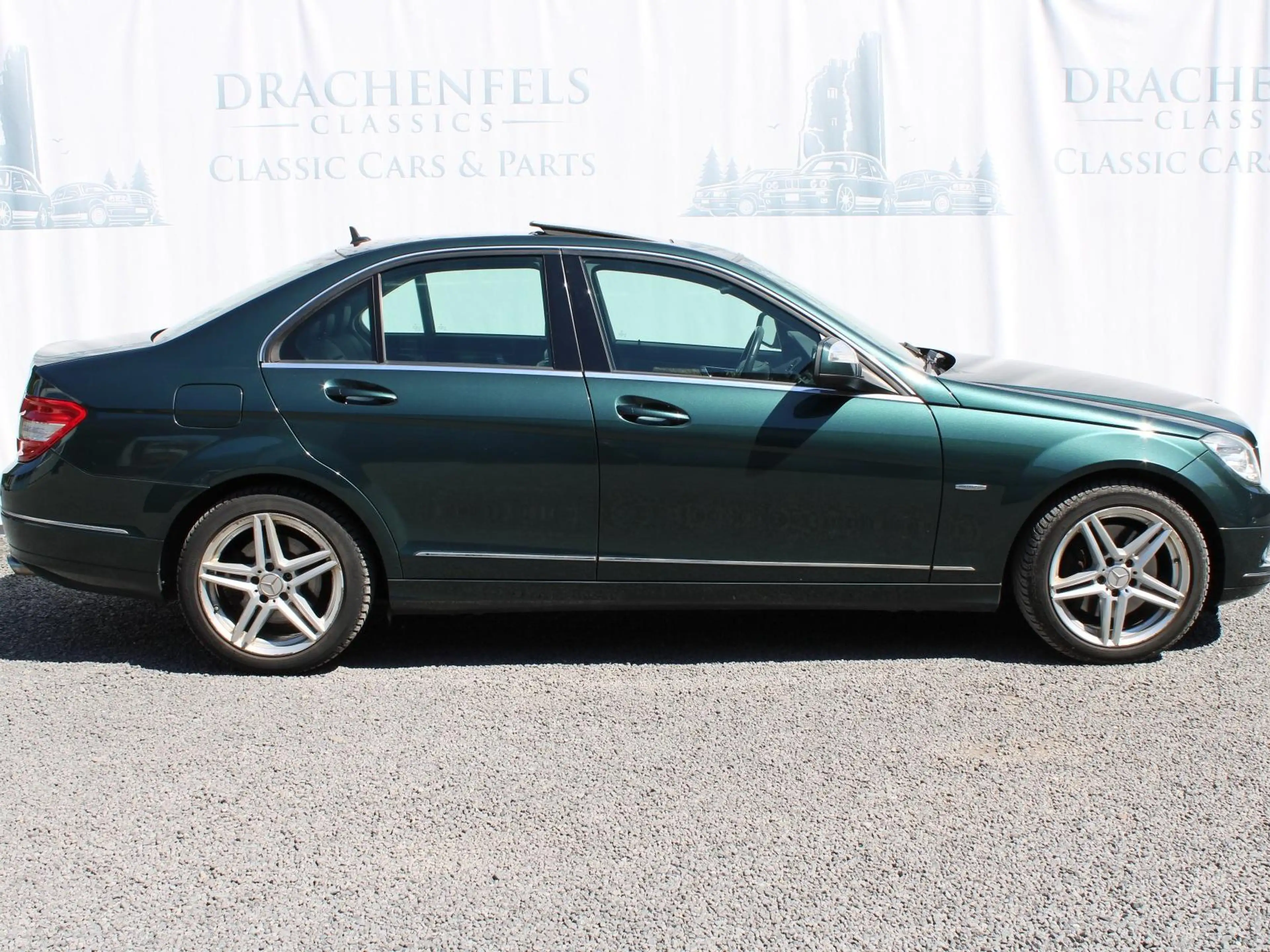 Mercedes-Benz C 350 4-Matic Avantgarde - Schiebedach, PDC, TÜV neu — photo 7
