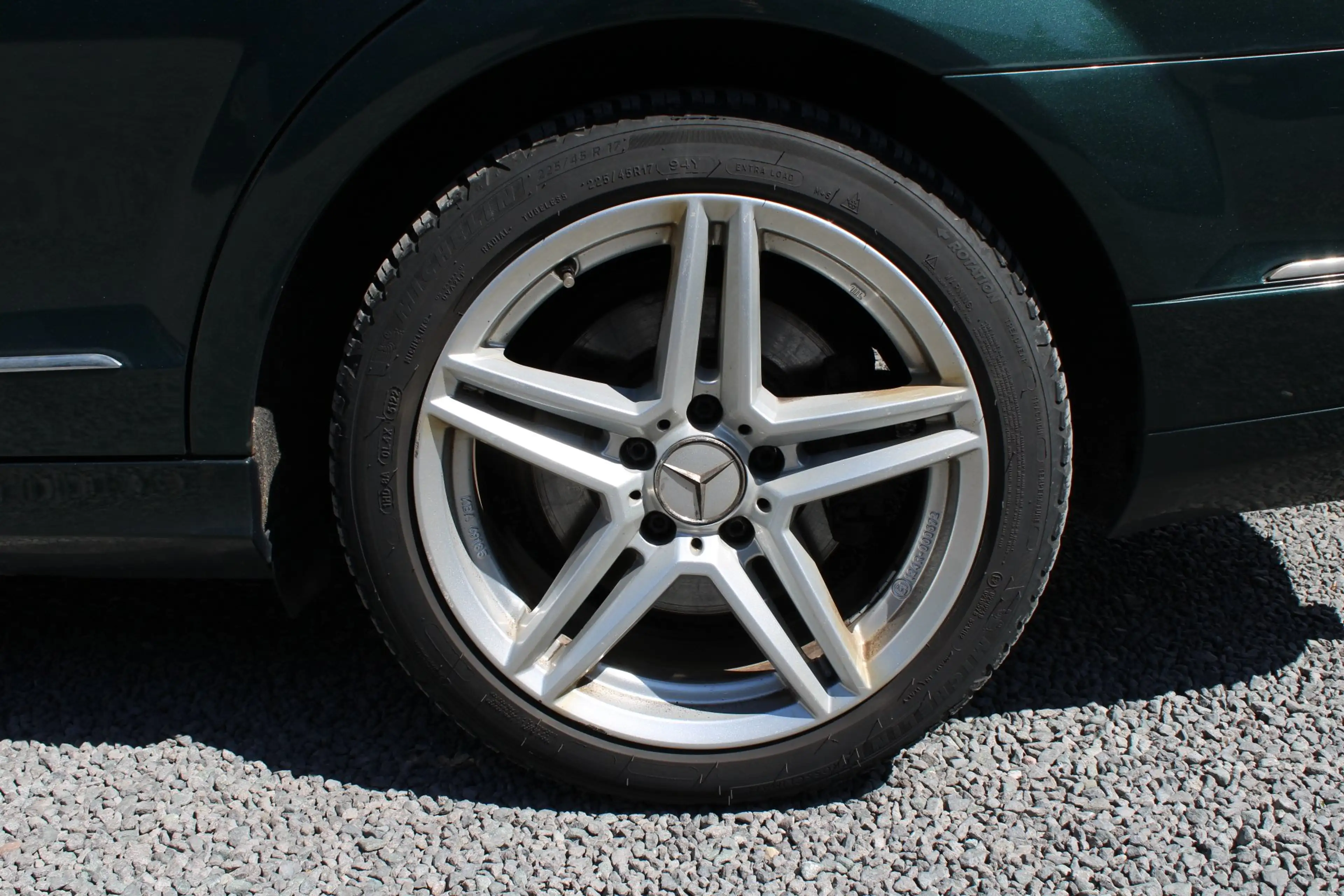 Mercedes-Benz C 350 4-Matic Avantgarde - Schiebedach, PDC, TÜV neu — photo 11