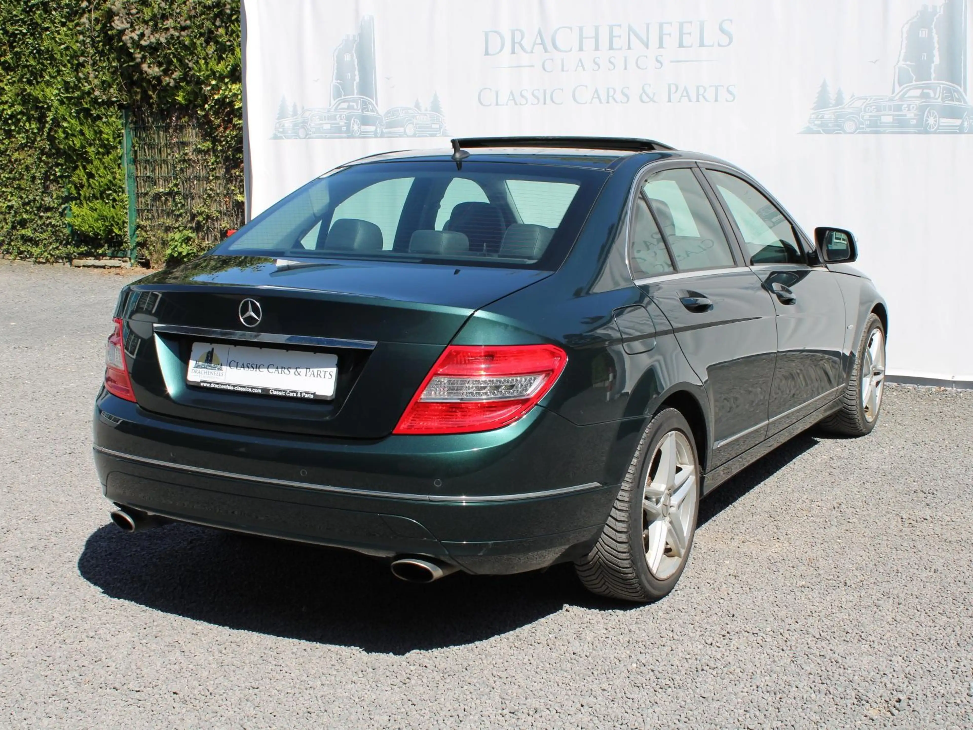 Mercedes-Benz C 350 4-Matic Avantgarde - Schiebedach, PDC, TÜV neu — photo 6