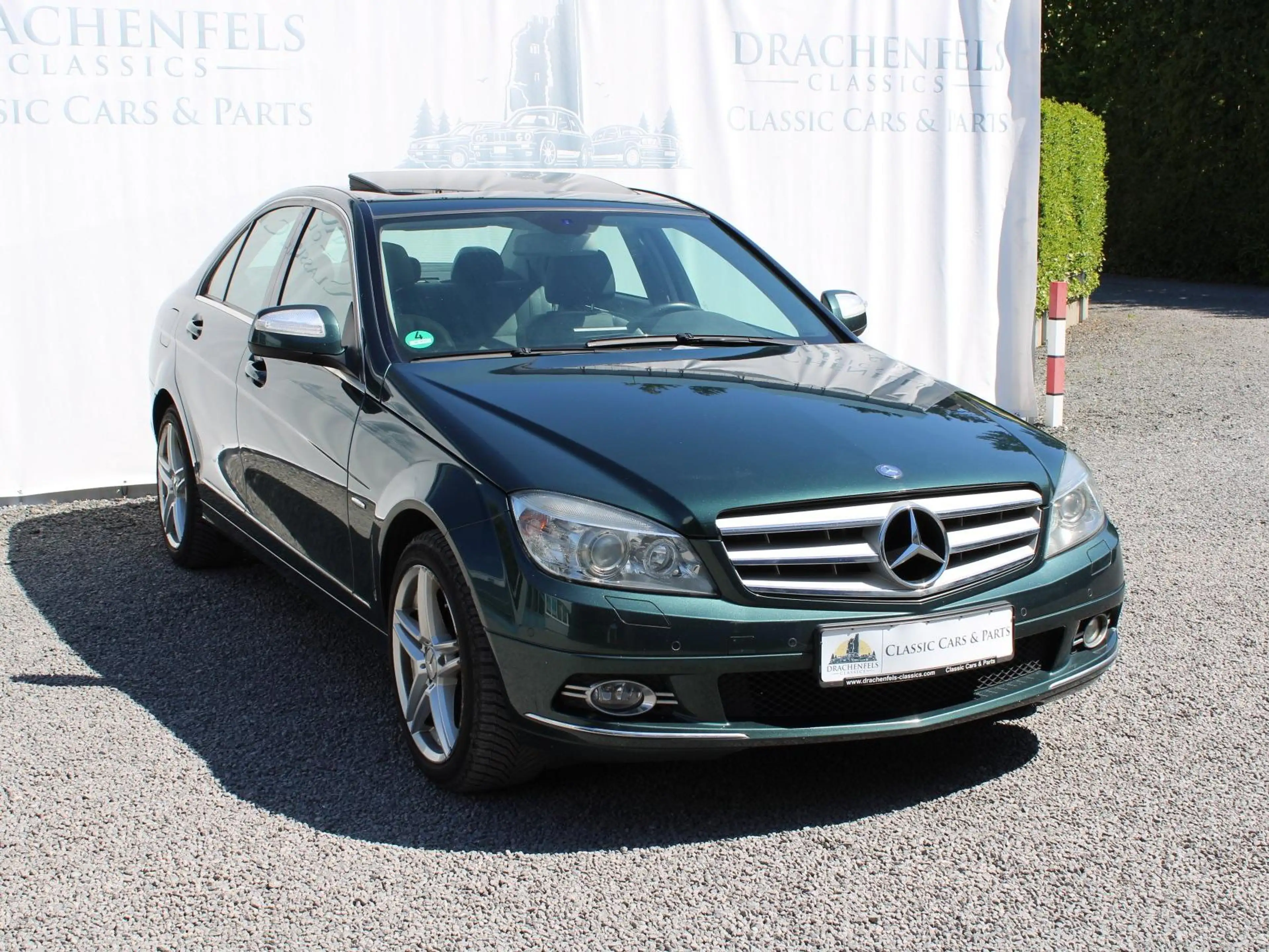 Mercedes-Benz C 350 4-Matic Avantgarde - Schiebedach, PDC, TÜV neu — photo 8